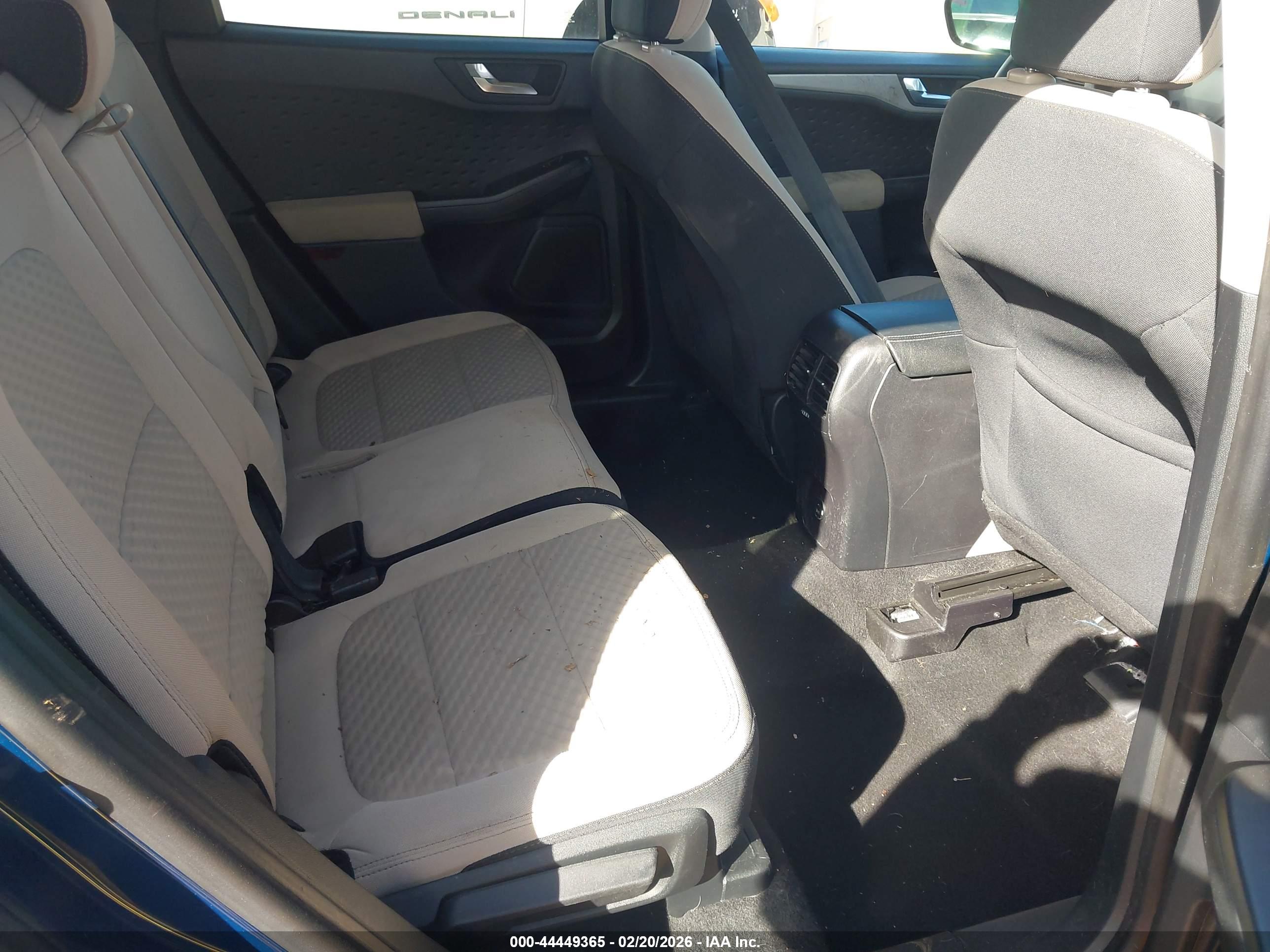 FORD ESCAPE image 8