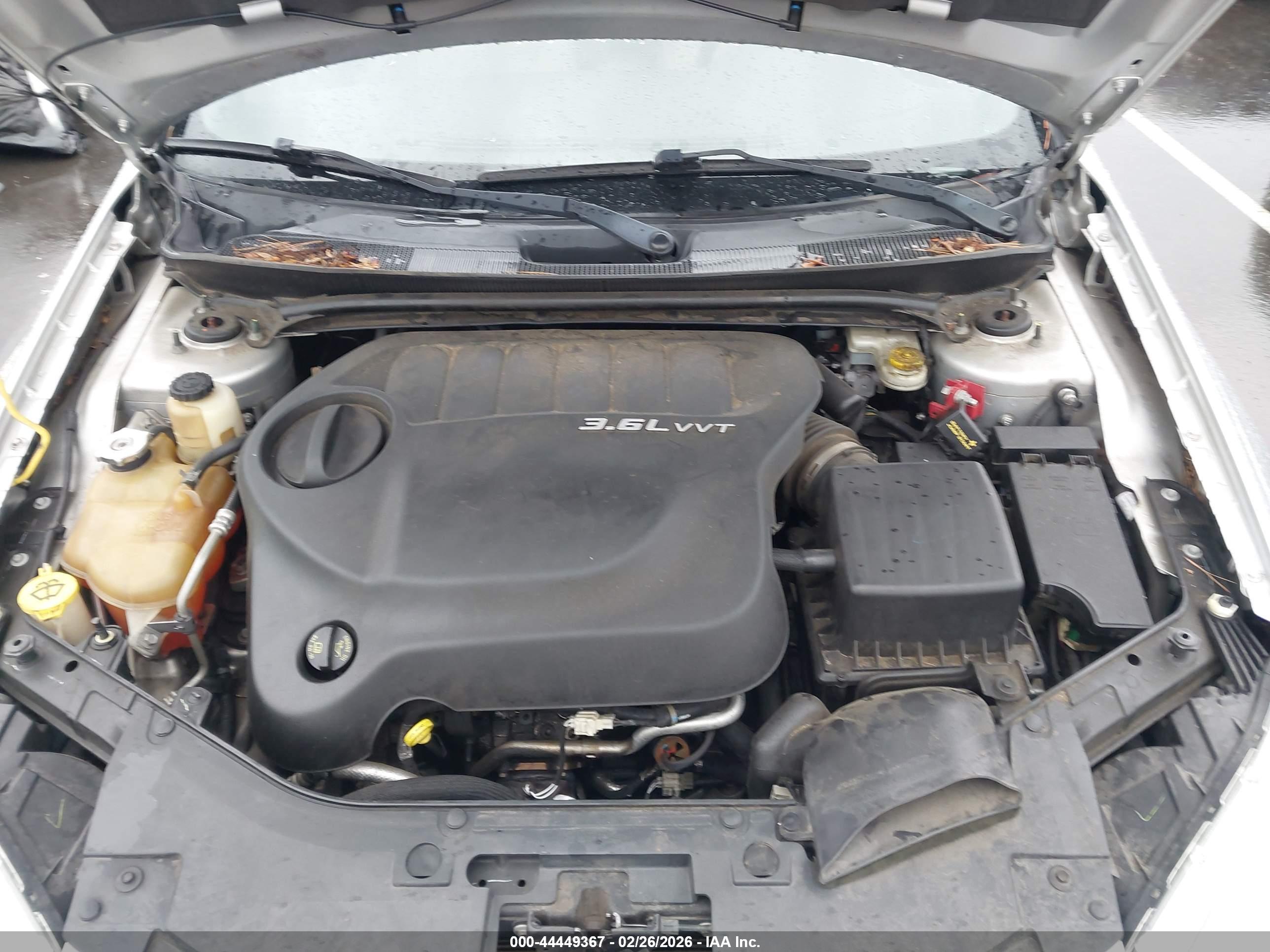 CHRYSLER 200 image 10