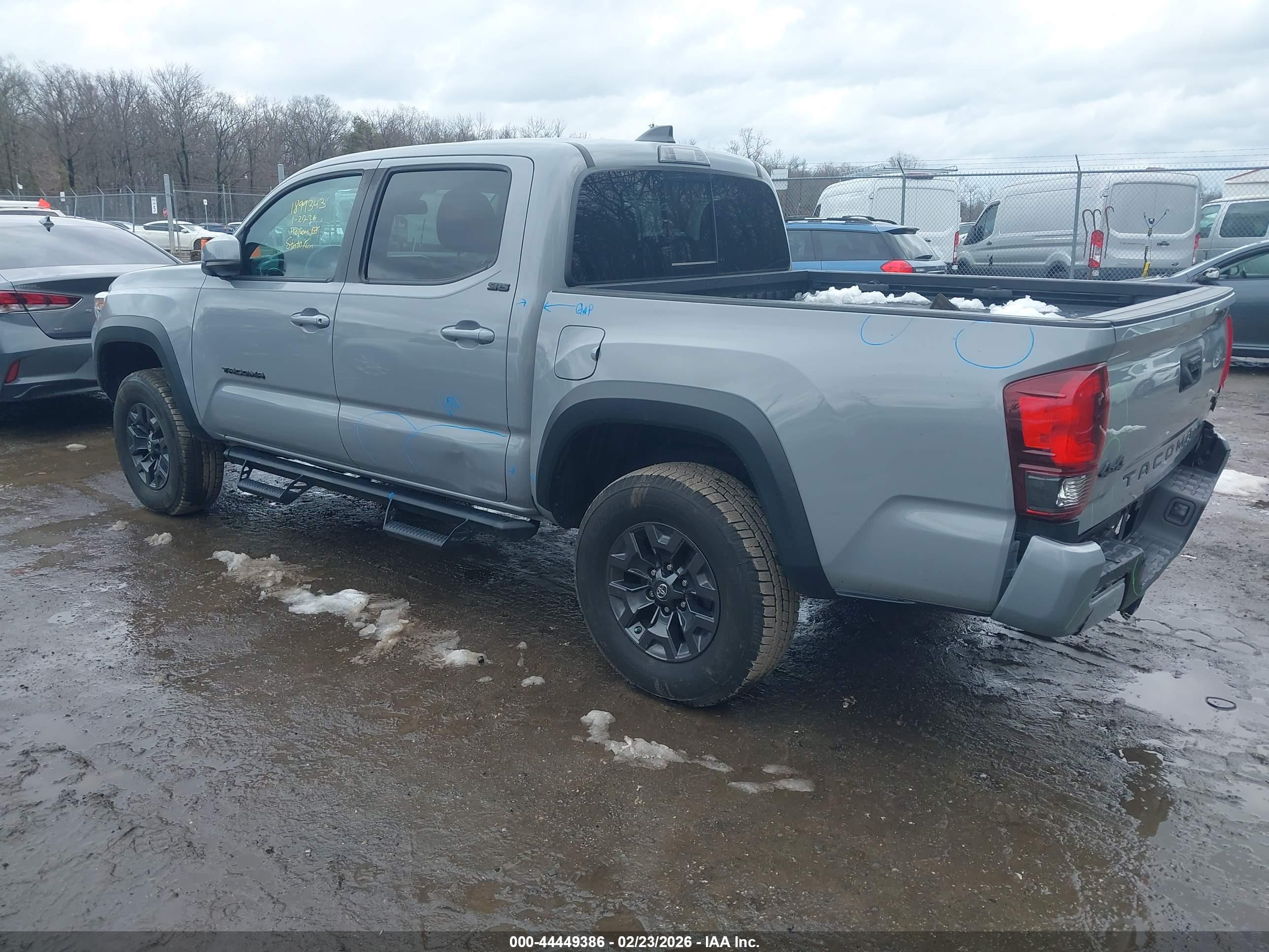 TOYOTA TACOMA image 3