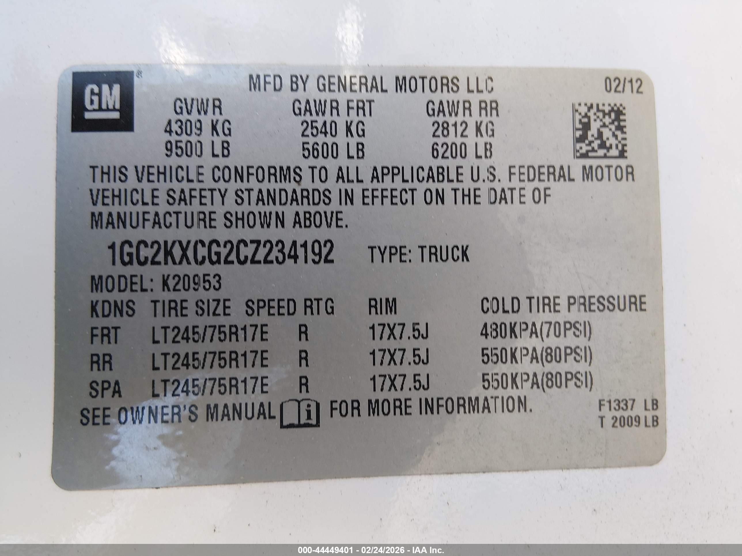 CHEVROLET SILVERADO image 9