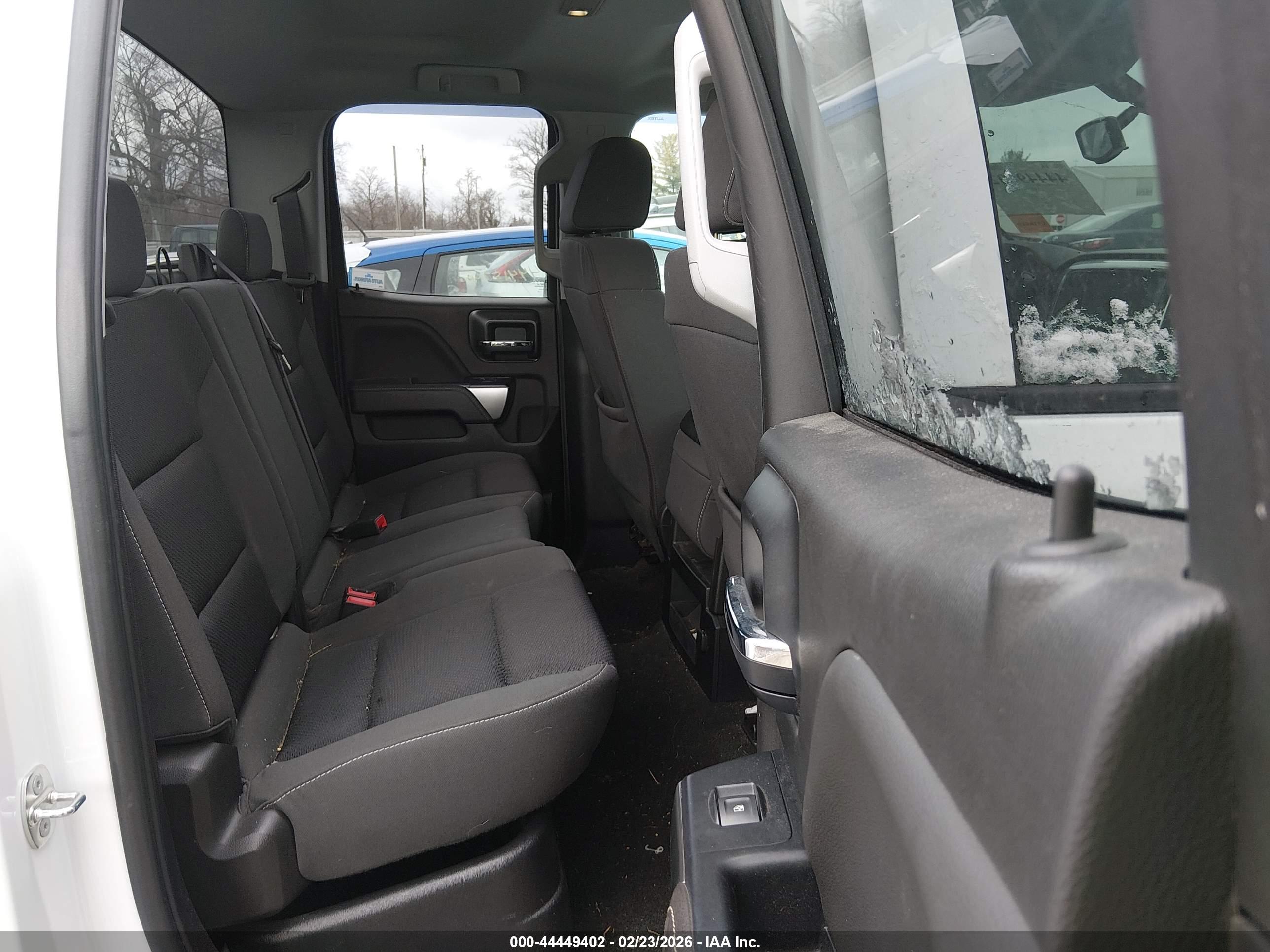 CHEVROLET SILVERADO image 8