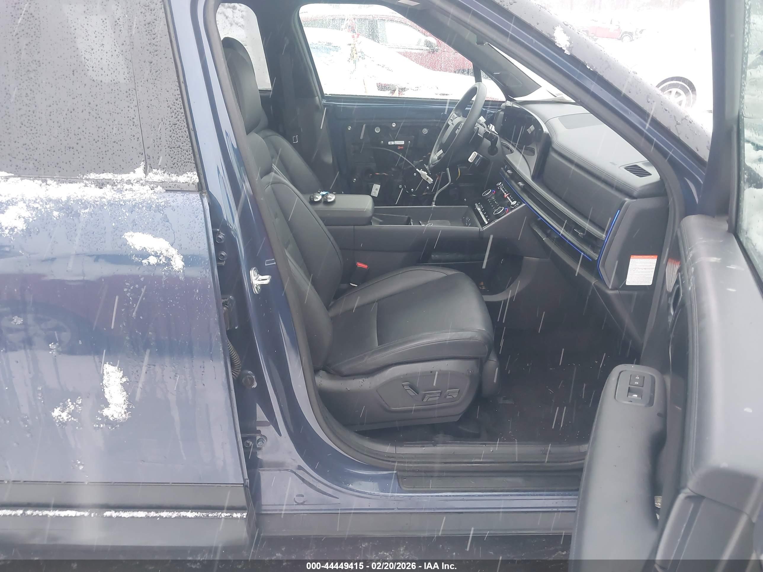 HYUNDAI SANTA image 5
