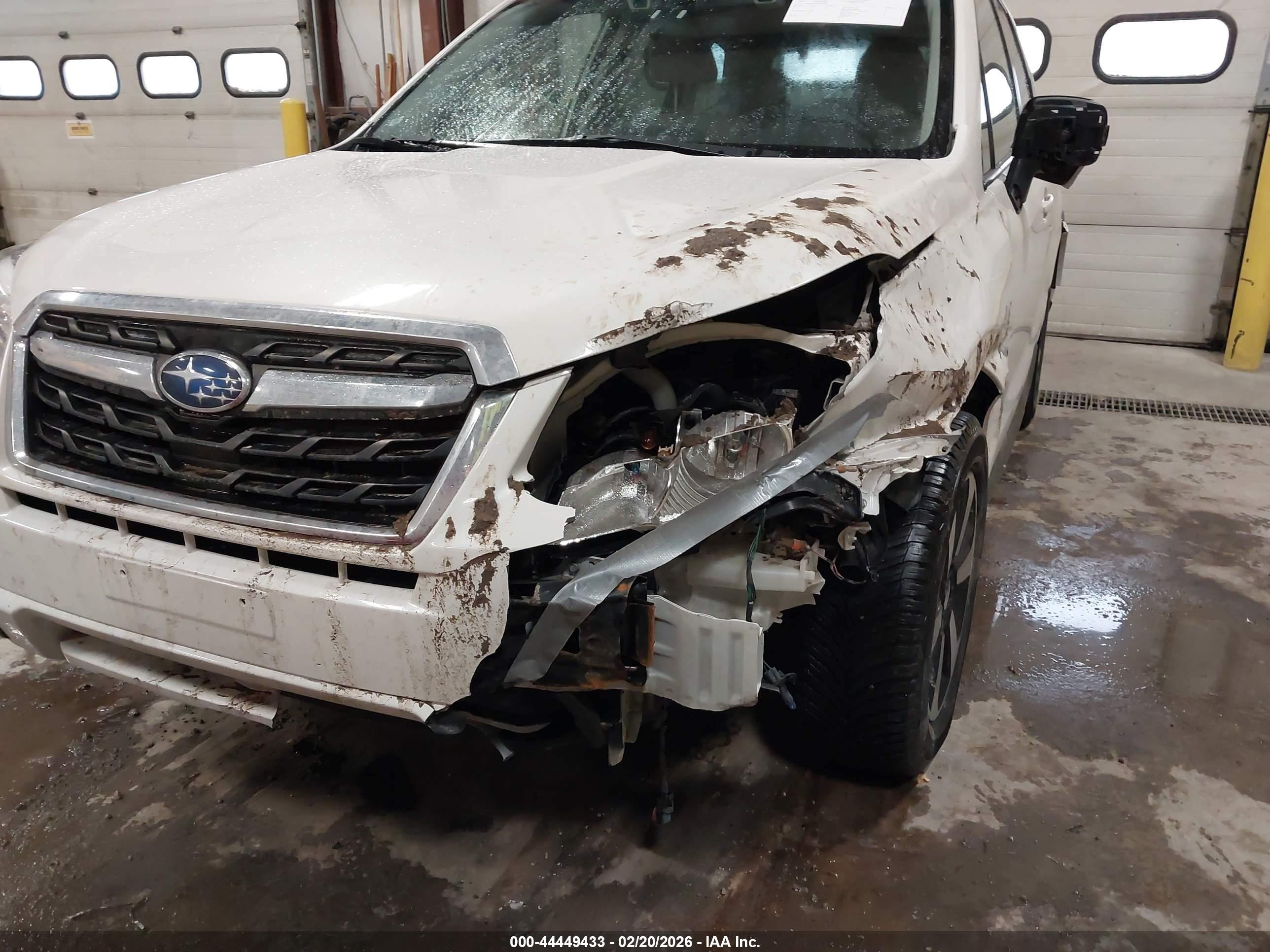 SUBARU FORESTER image 6