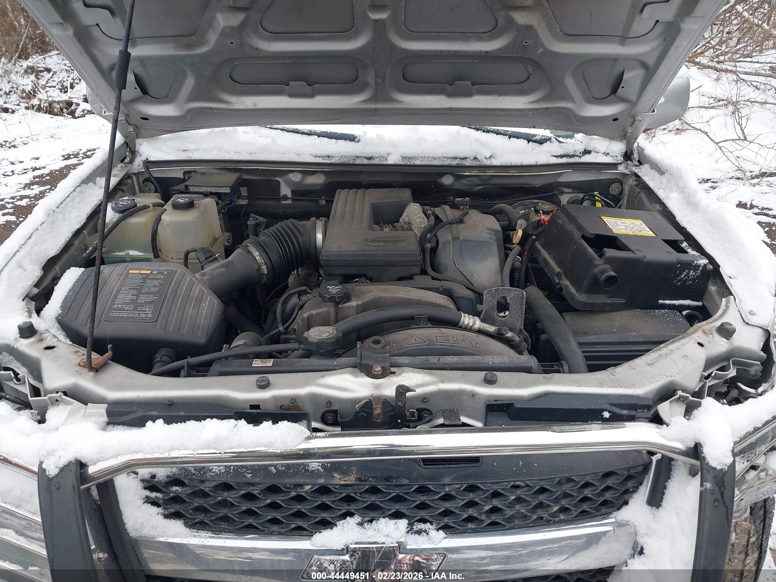 CHEVROLET COLORADO image 10