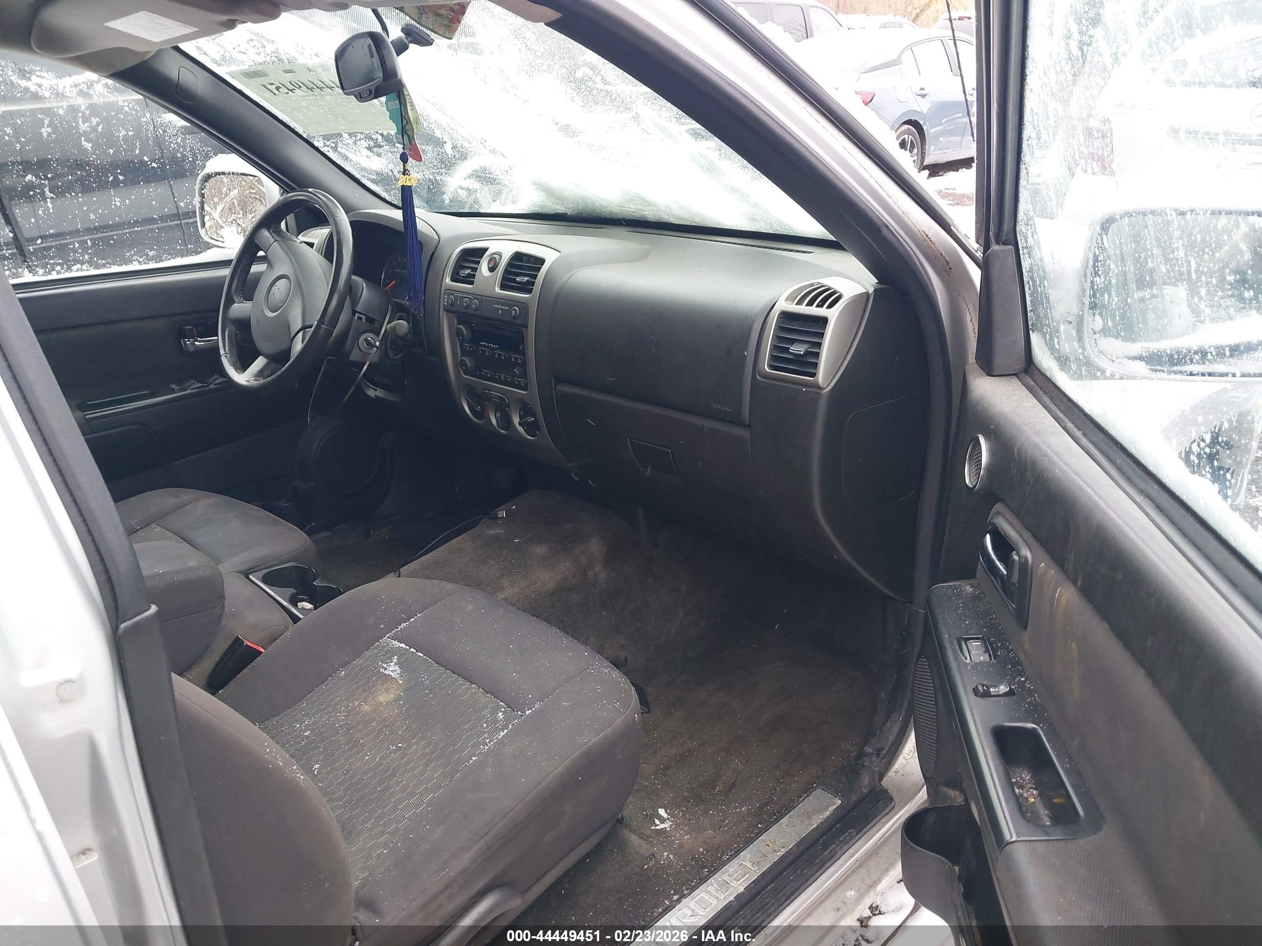 CHEVROLET COLORADO image 5