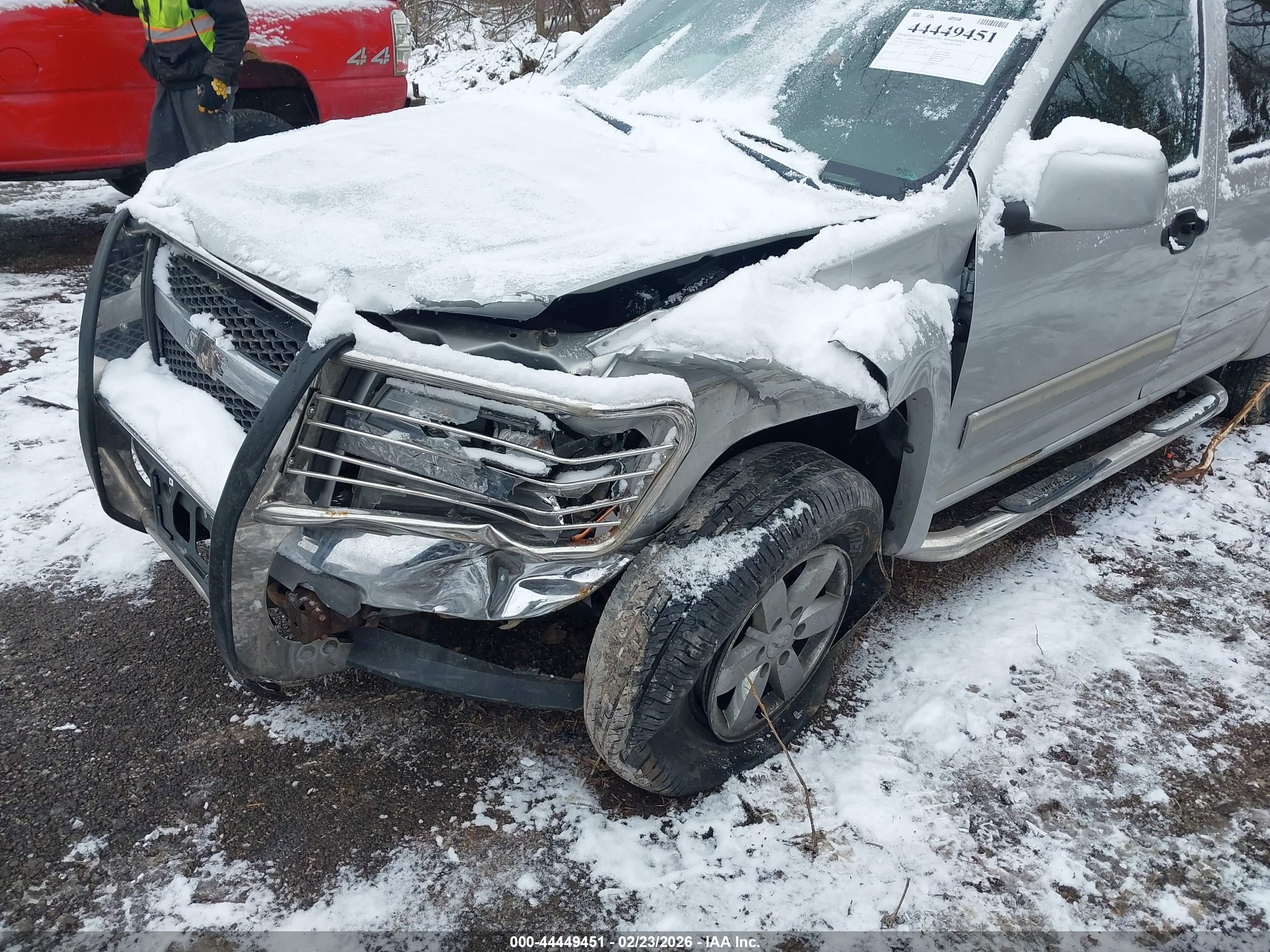 CHEVROLET COLORADO image 6