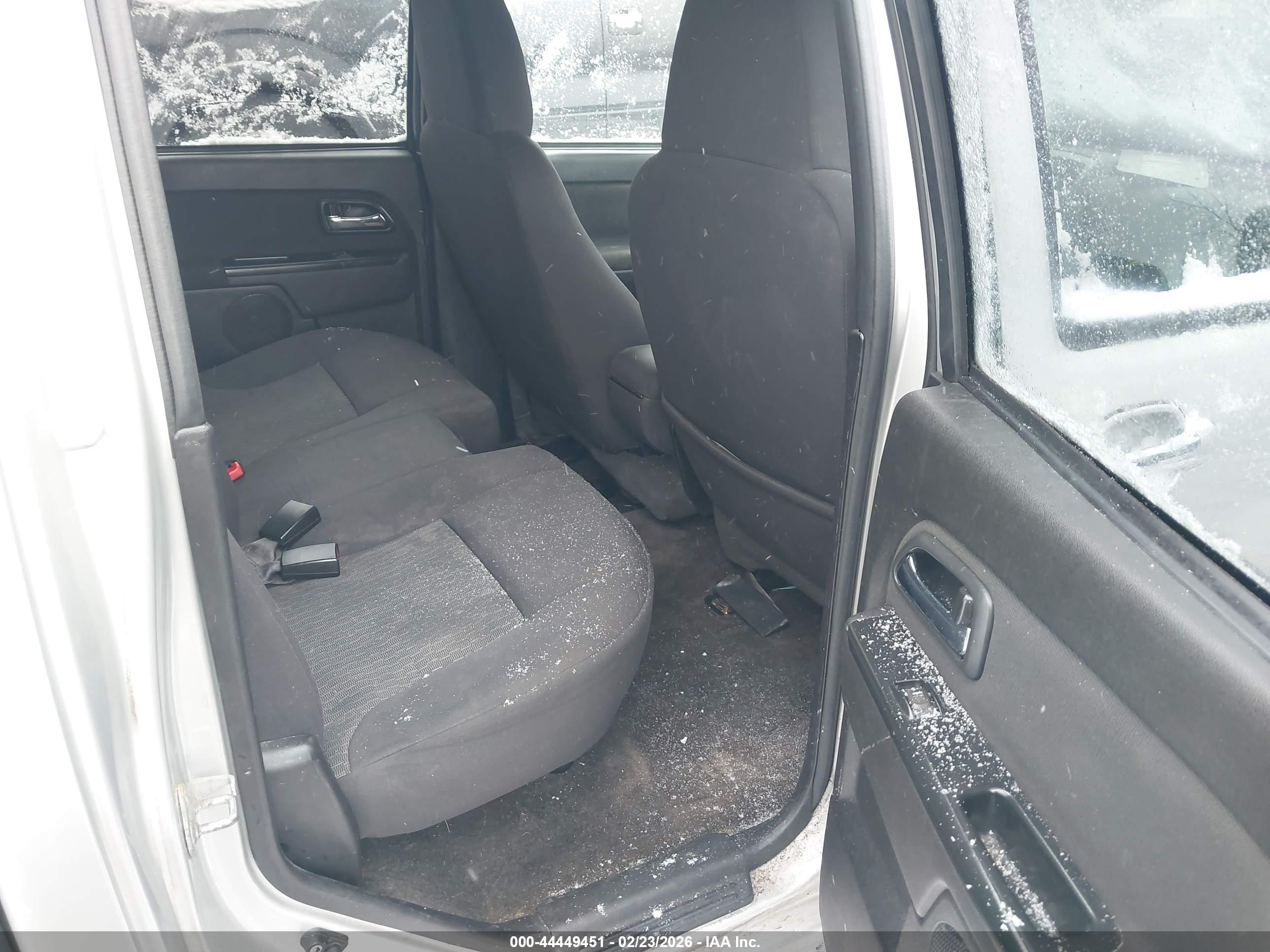 CHEVROLET COLORADO image 8