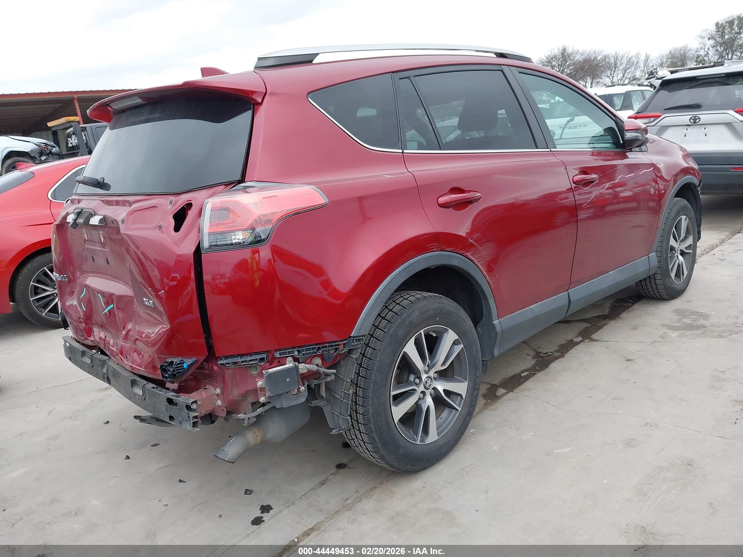 TOYOTA RAV4 image 4