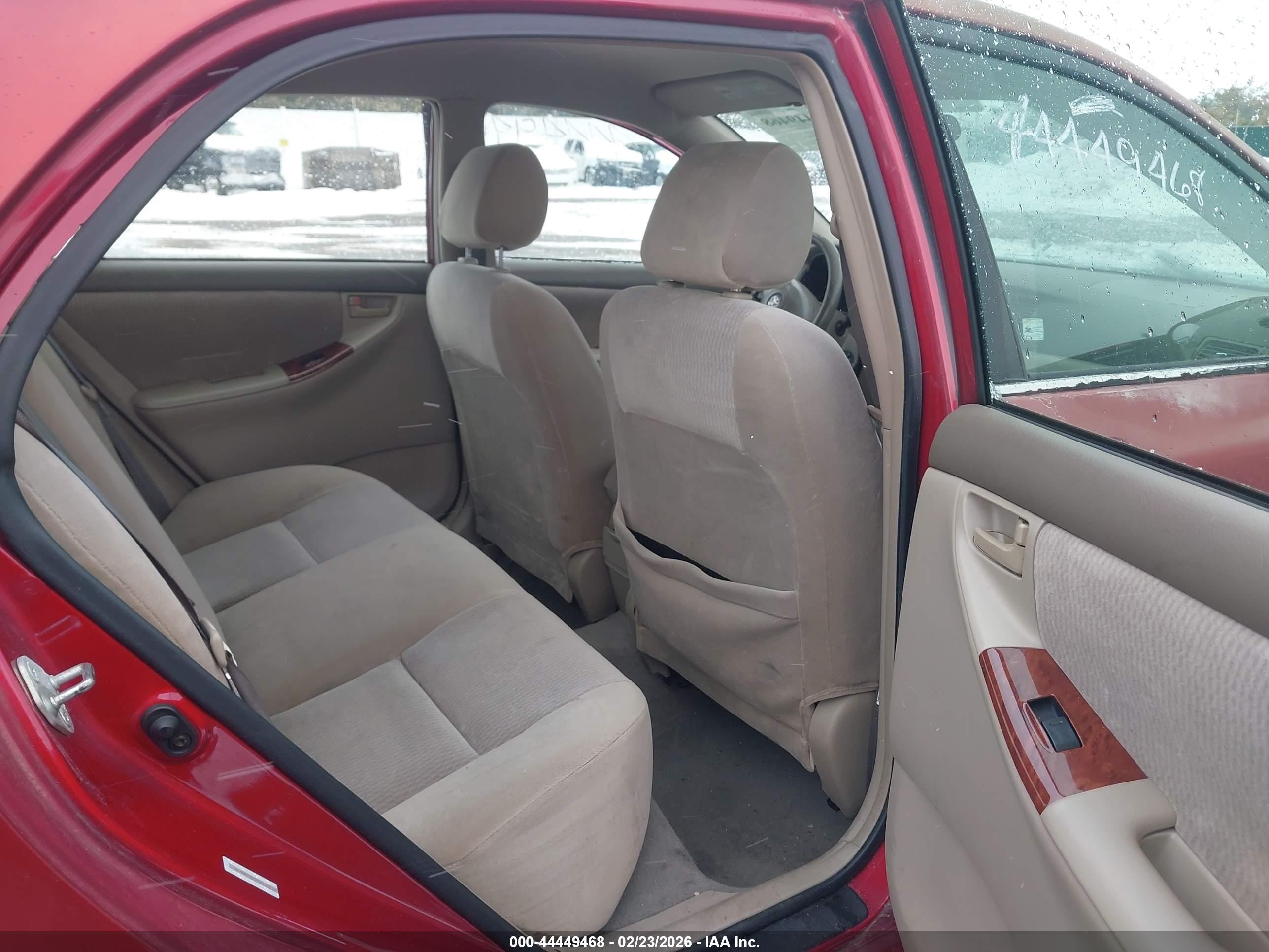 TOYOTA COROLLA image 8