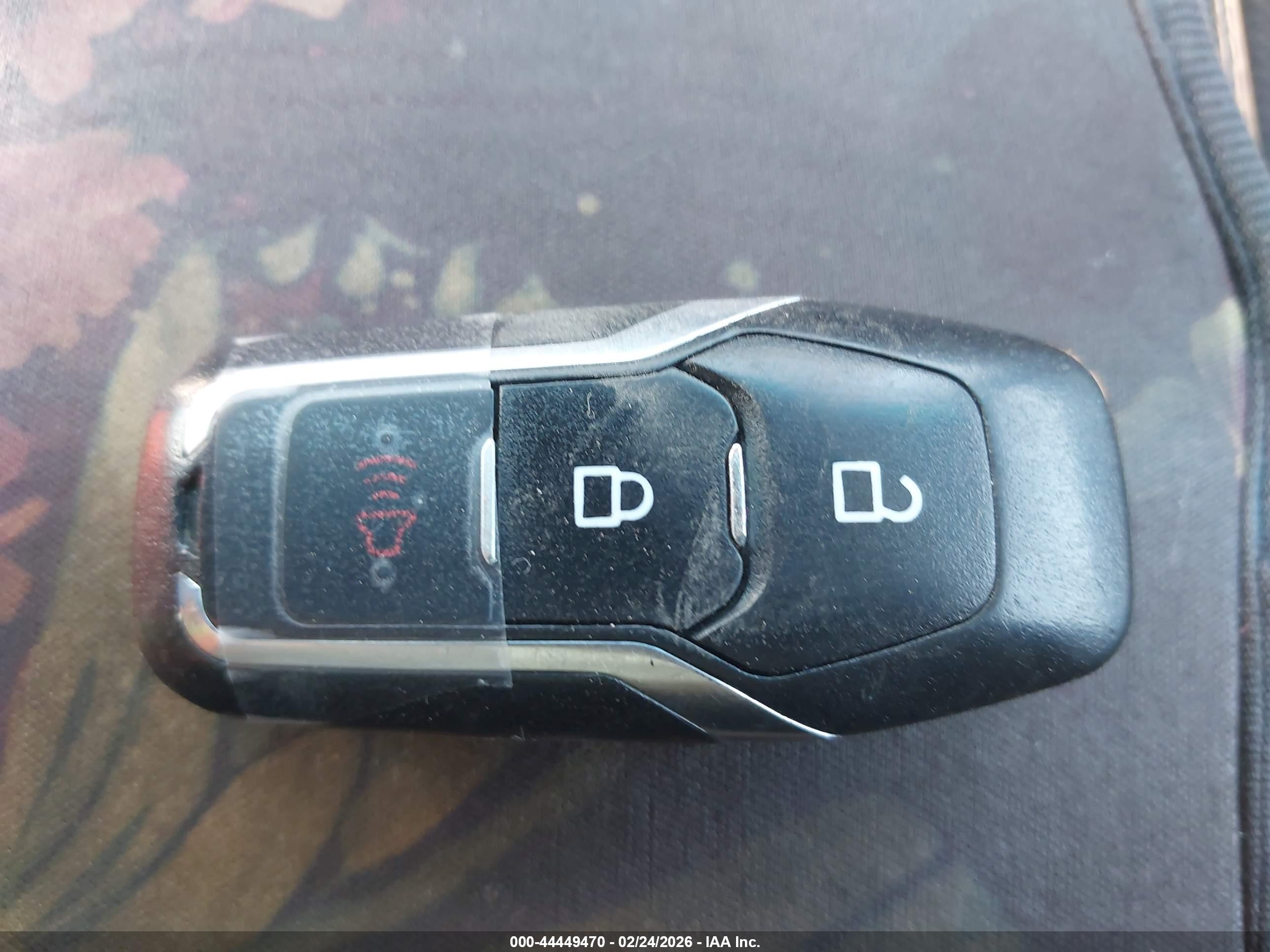 FORD EXPLORER image 11