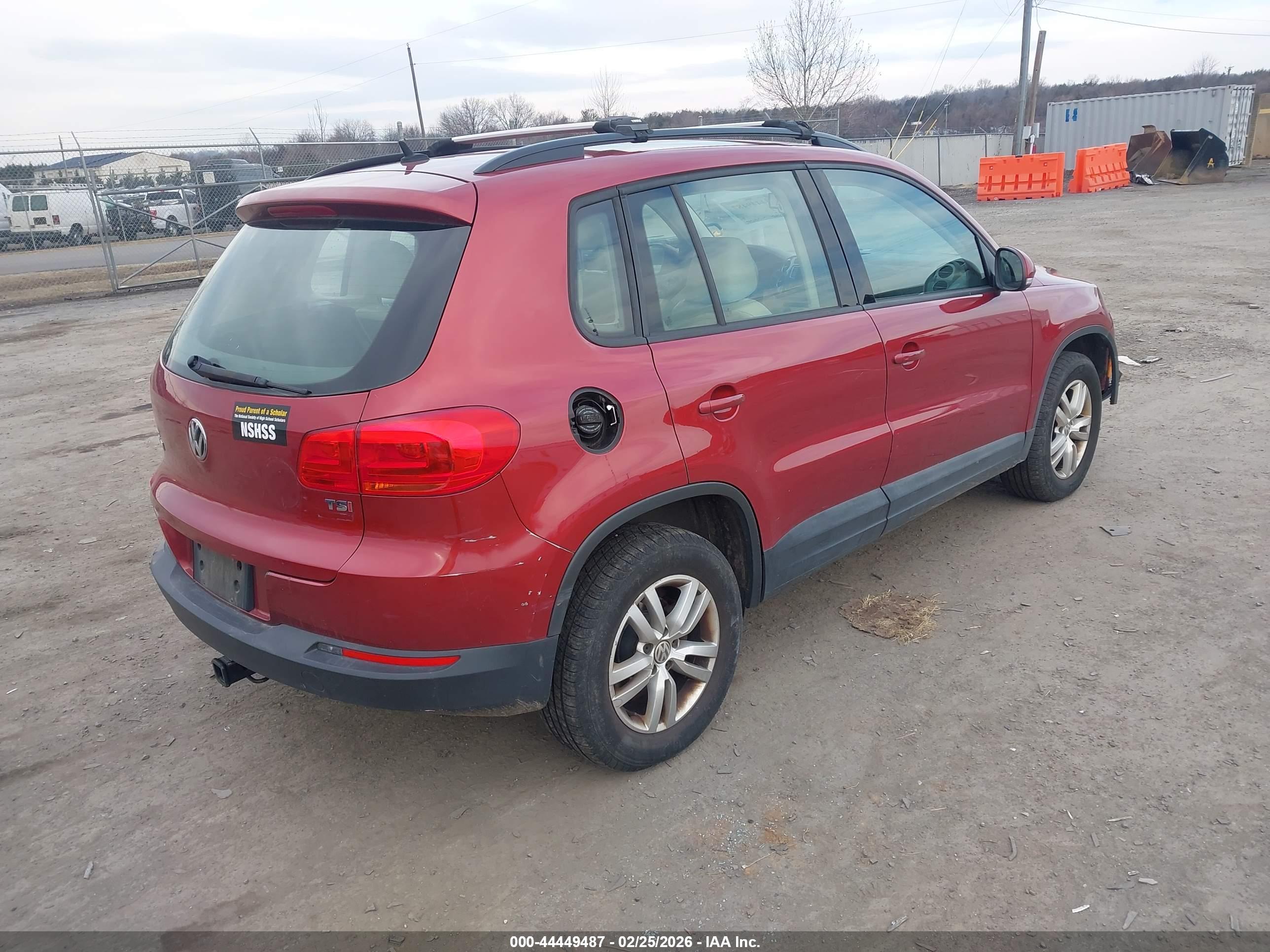 VOLKSWAGEN TIGUAN image 4