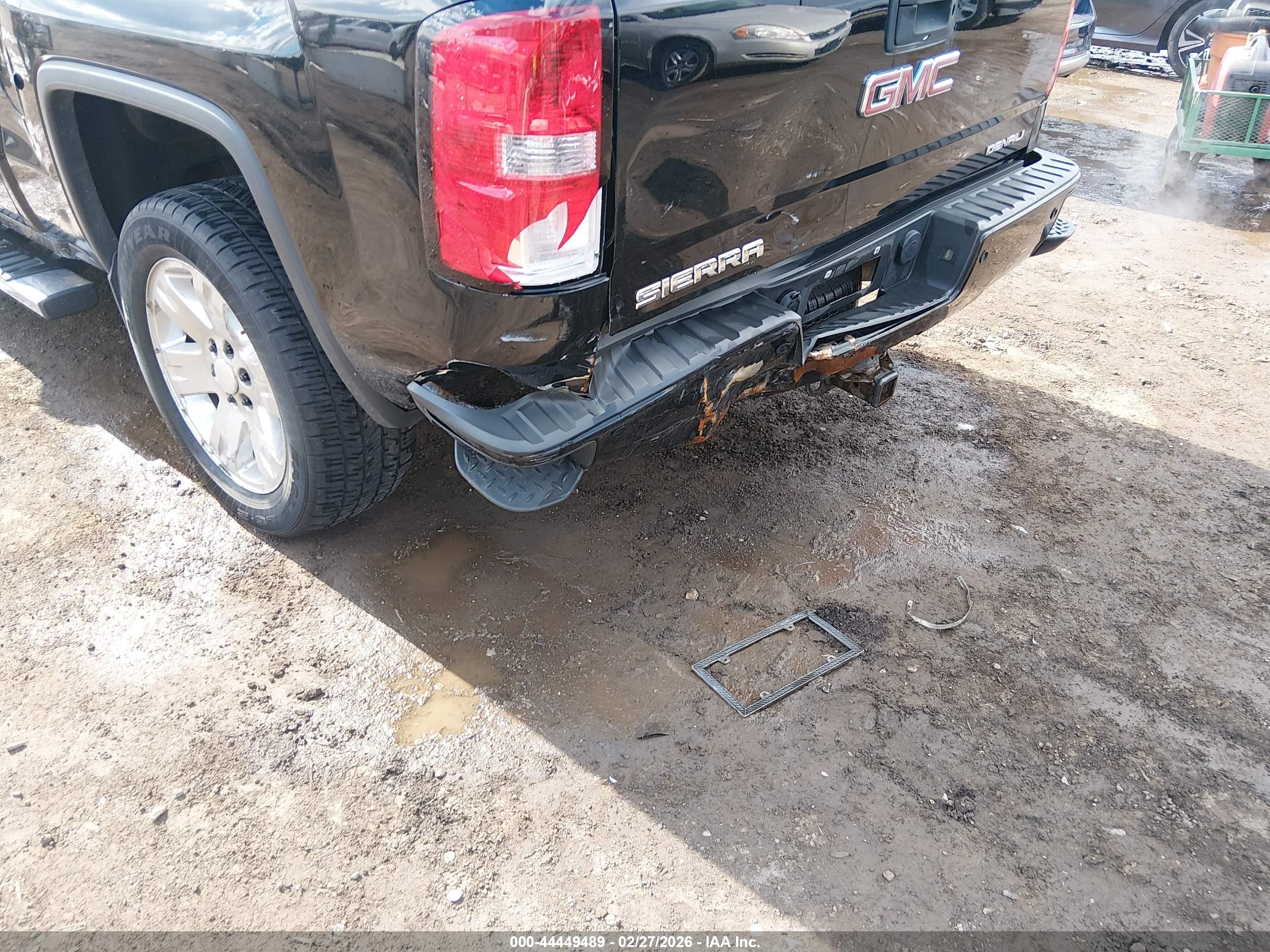 GMC SIERRA image 6