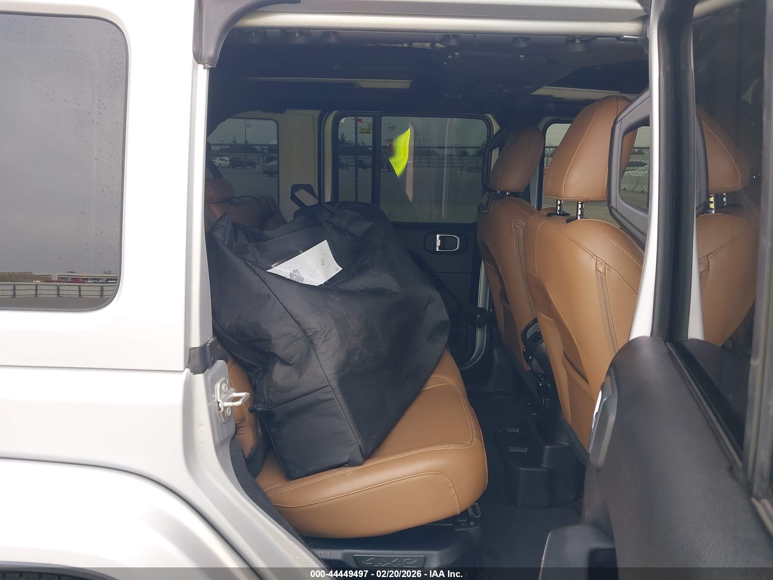 JEEP WRANGLER image 8