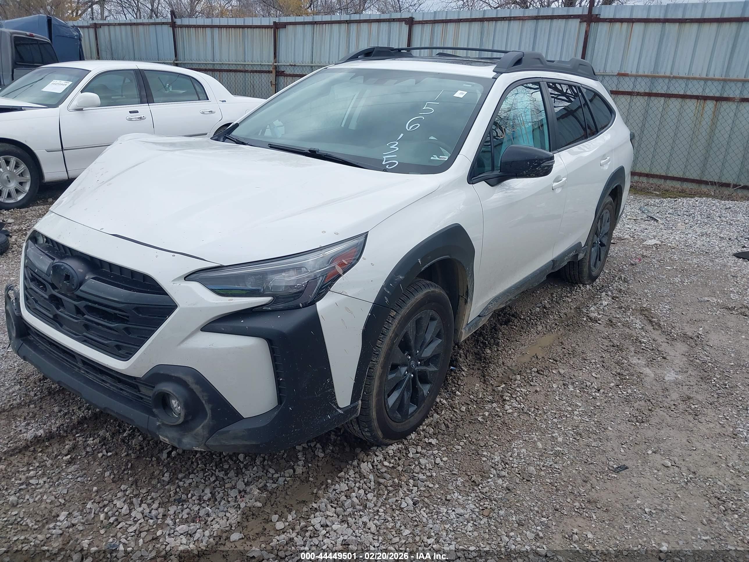 SUBARU OUTBACK image 2
