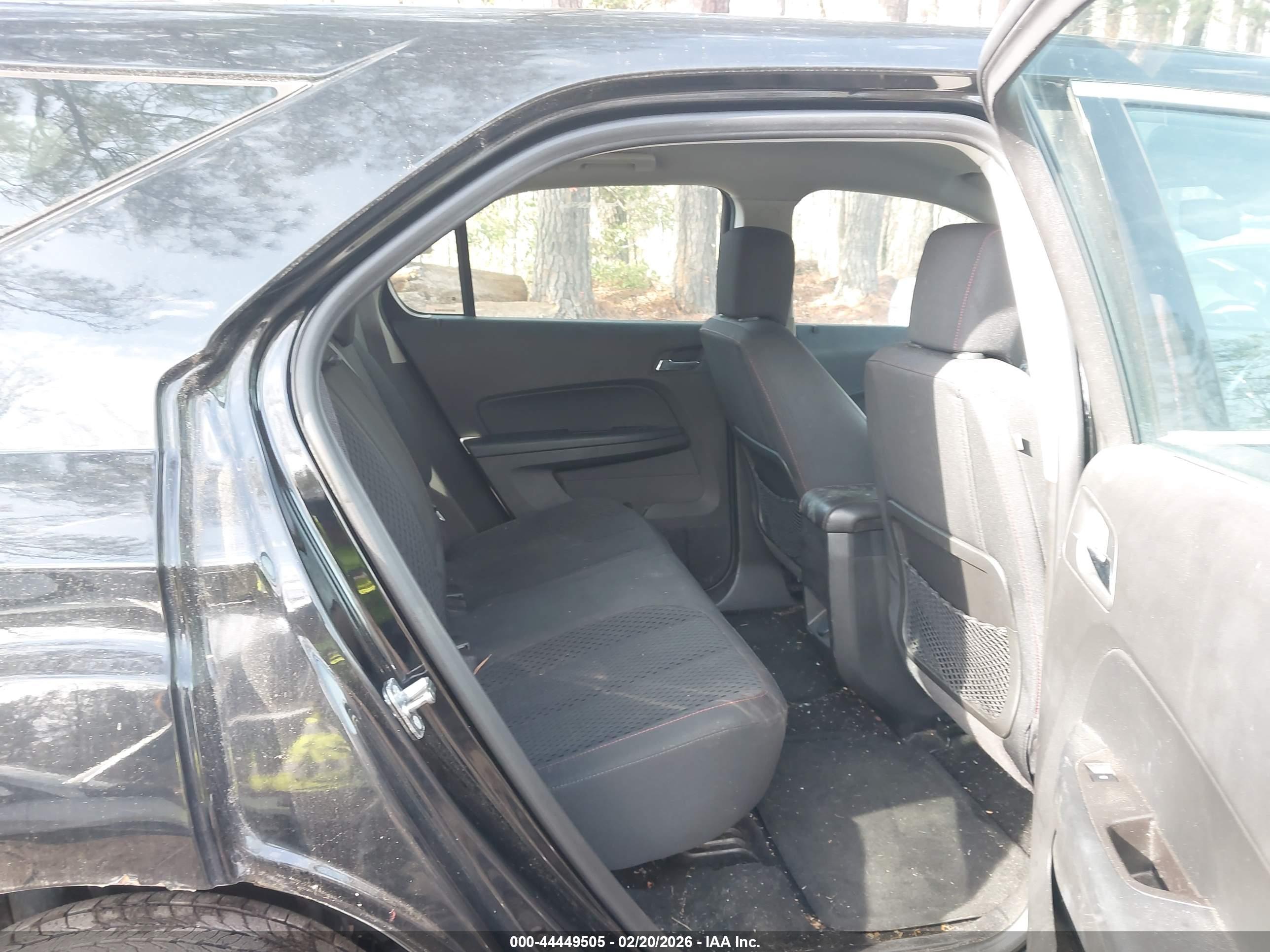 CHEVROLET EQUINOX image 8