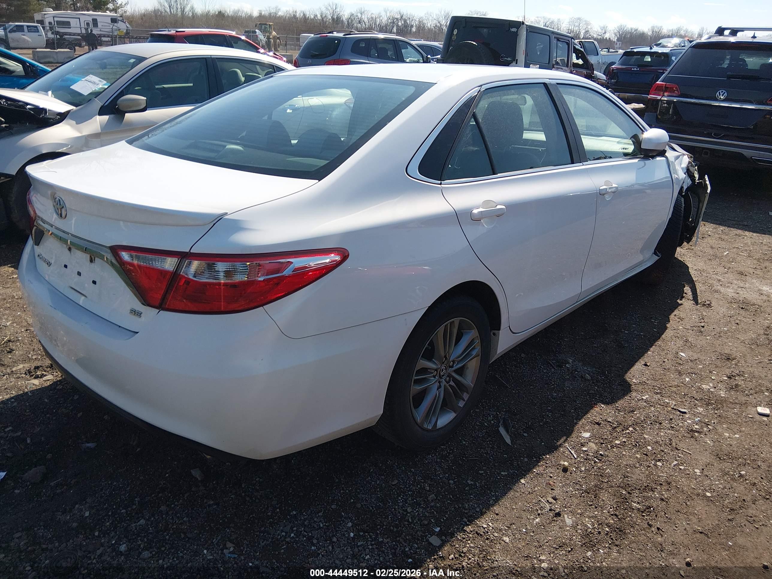 TOYOTA CAMRY image 4