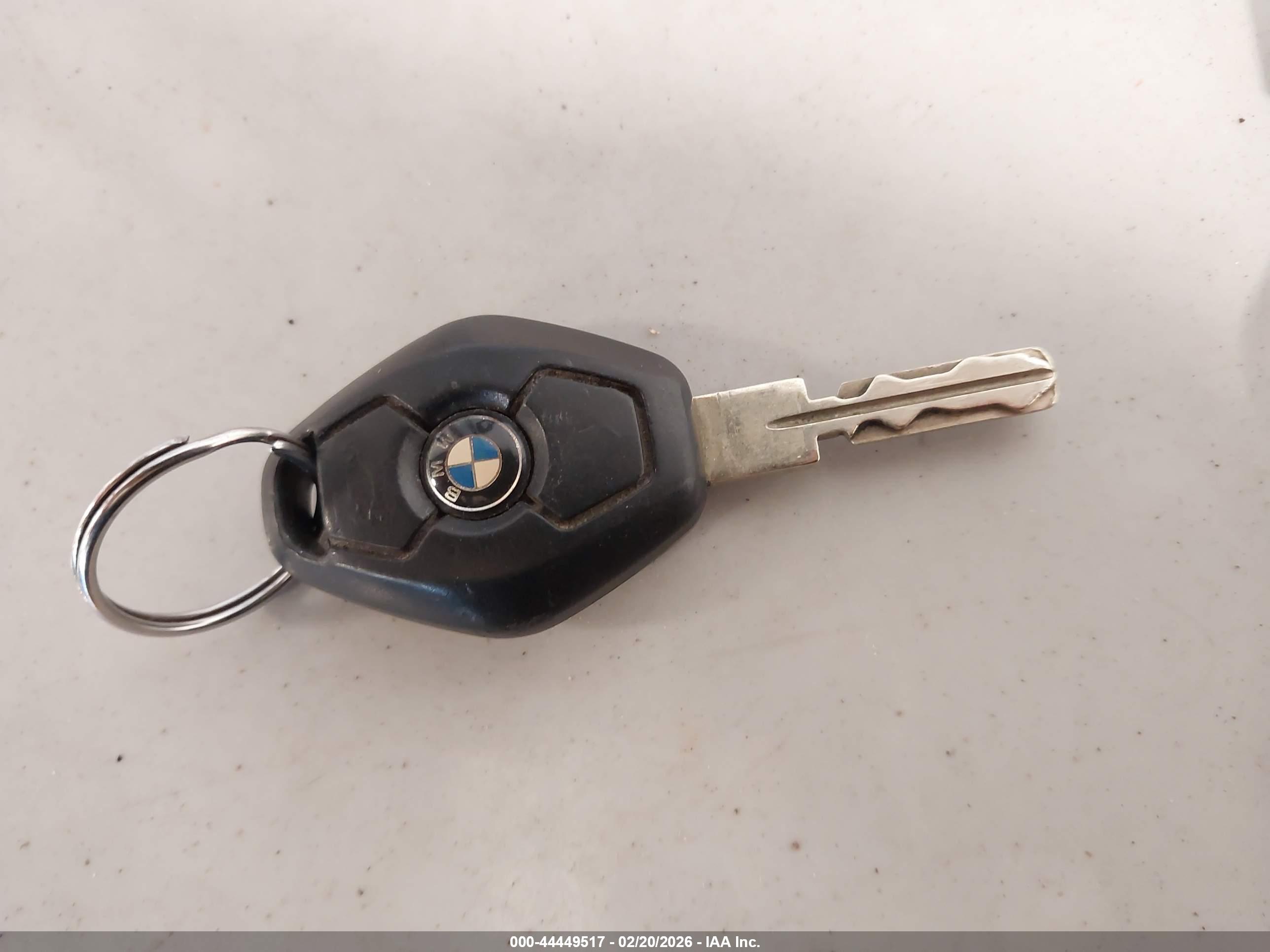 BMW 530IA image 11