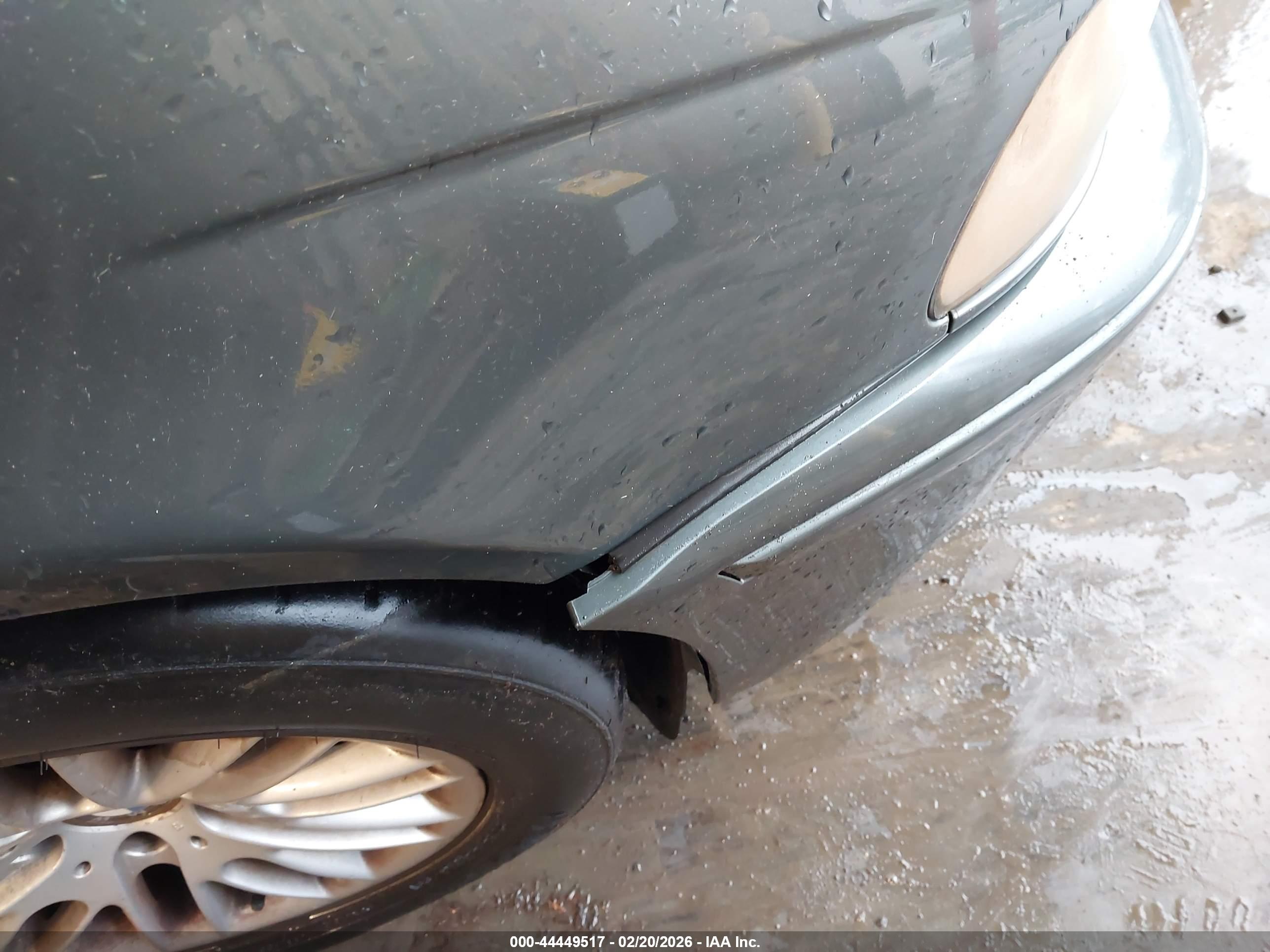 BMW 530IA image 6