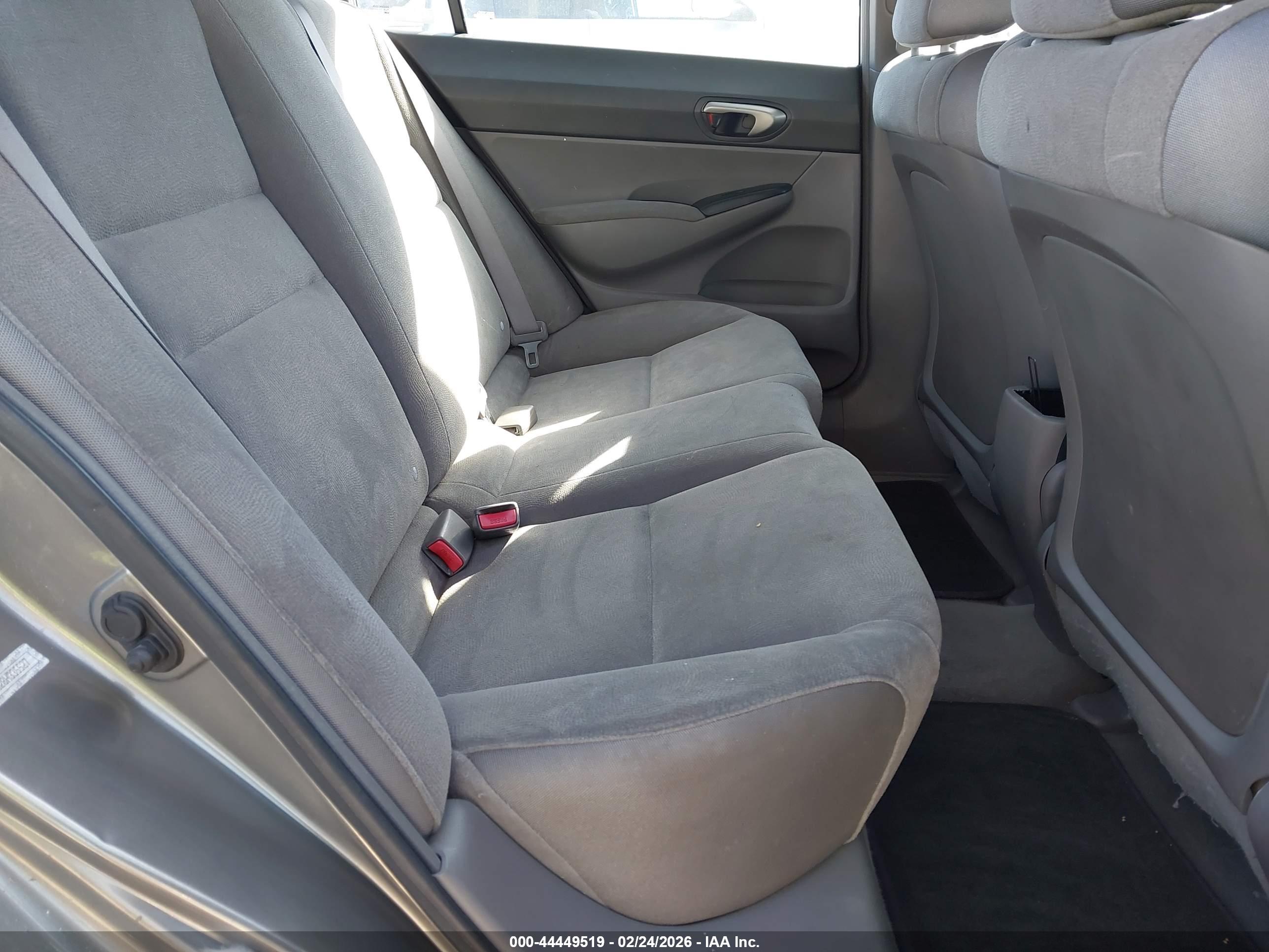 HONDA CIVIC image 8