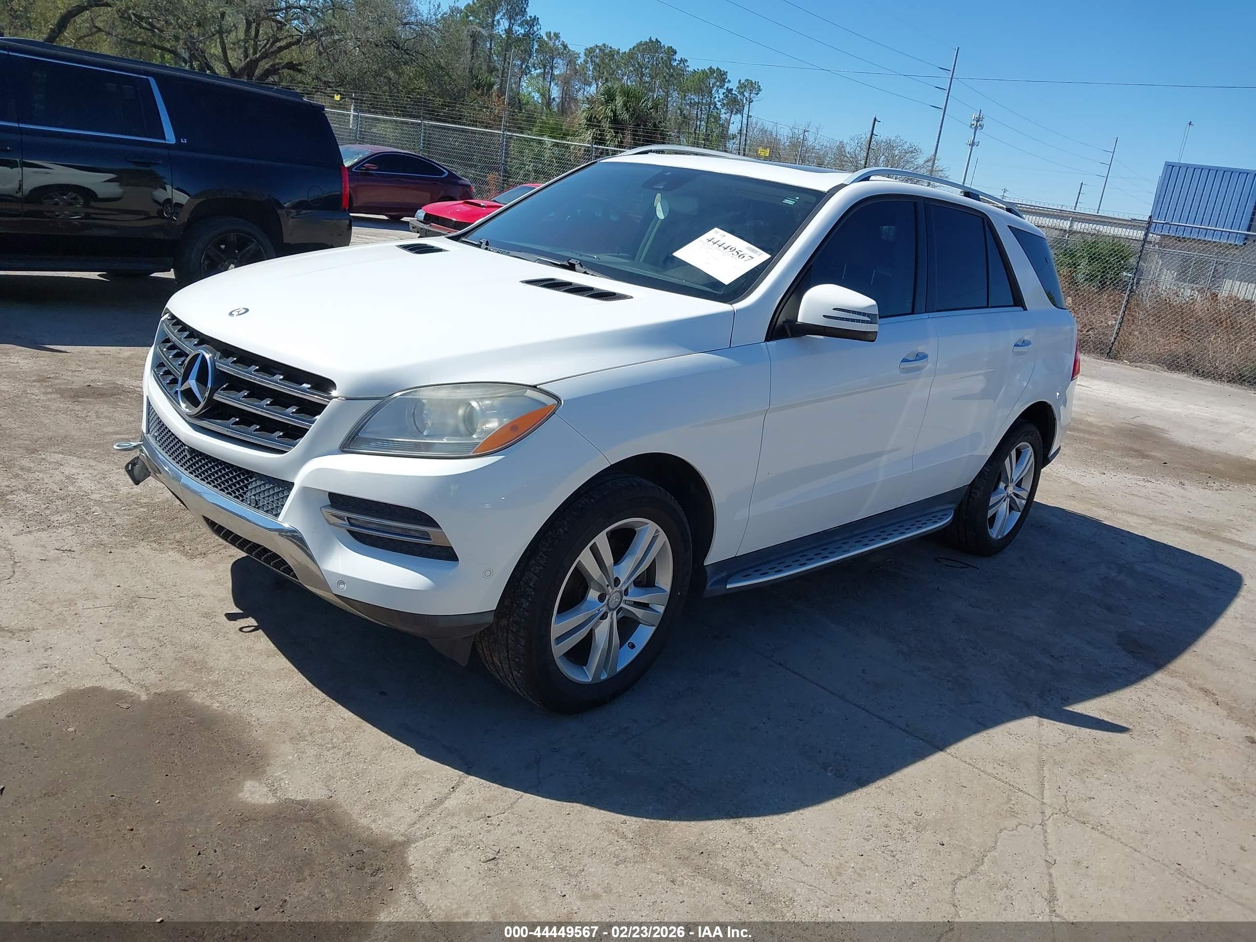 MERCEDES-BENZ ML image 2