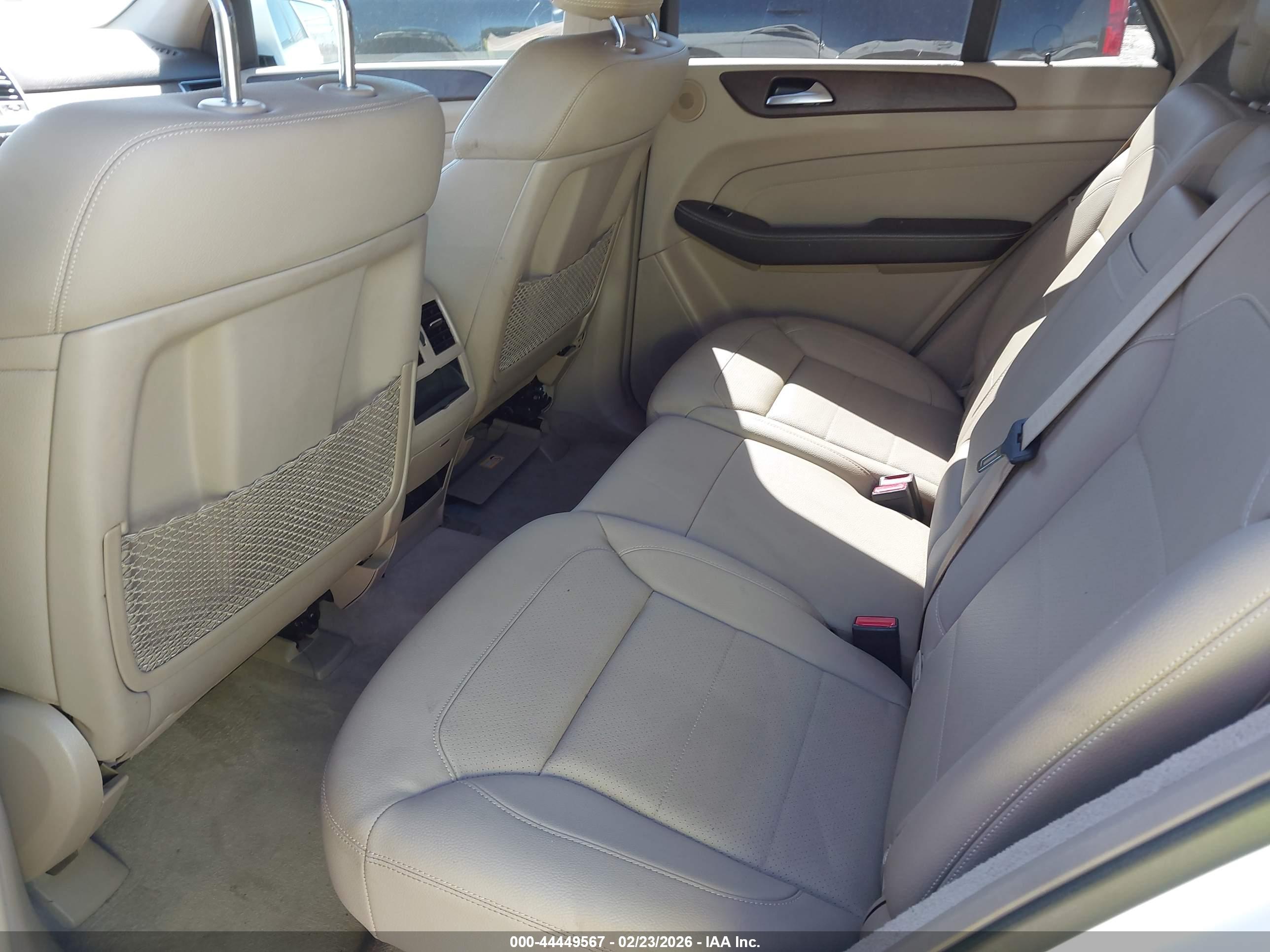 MERCEDES-BENZ ML image 8