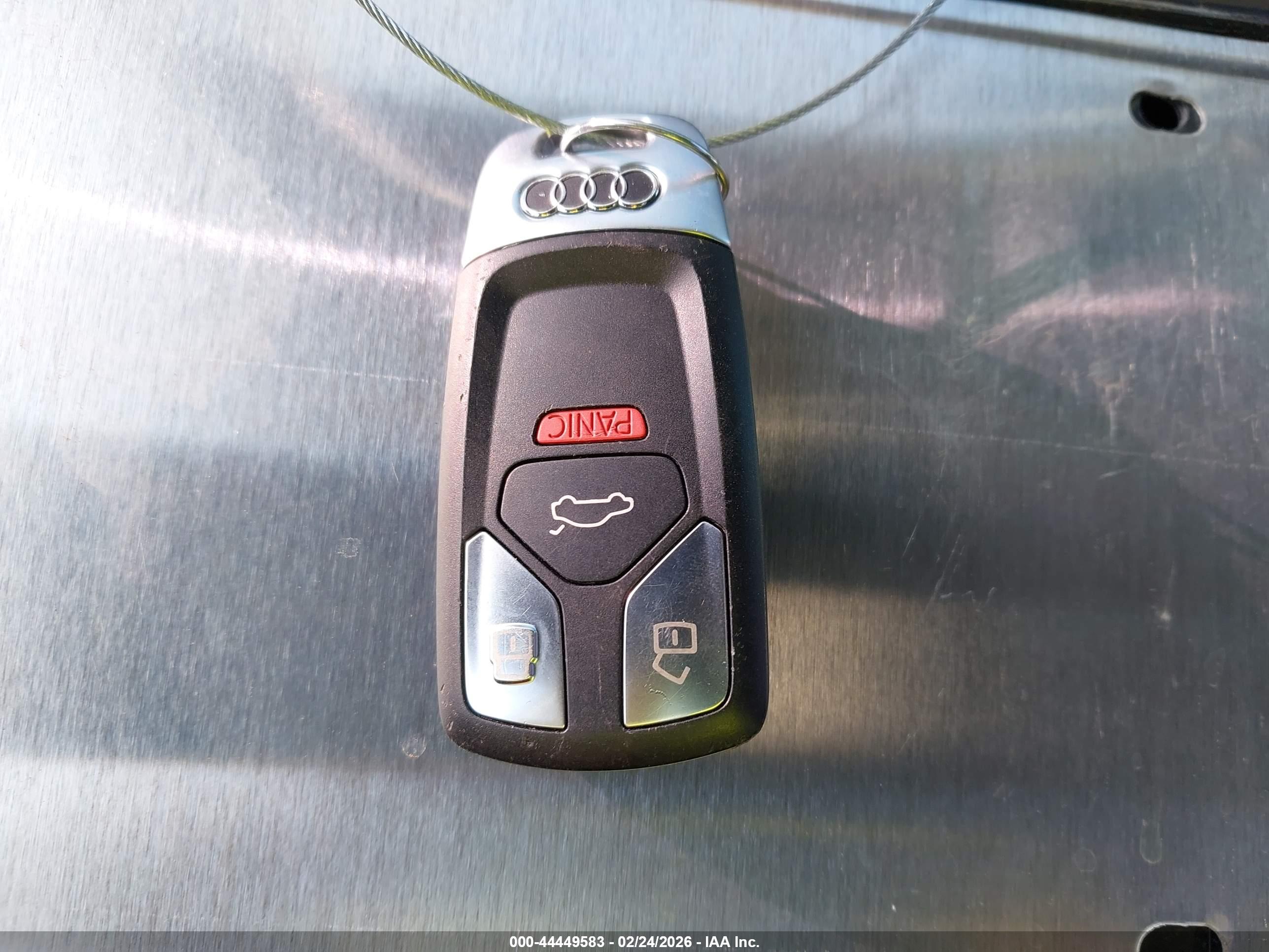AUDI A4 image 11