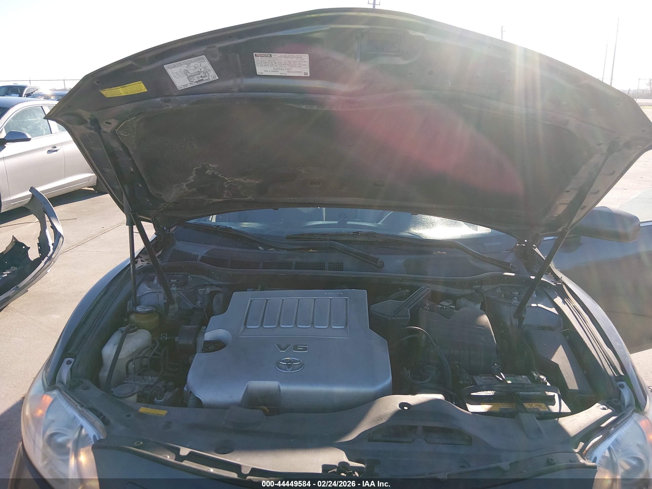 TOYOTA CAMRY image 10