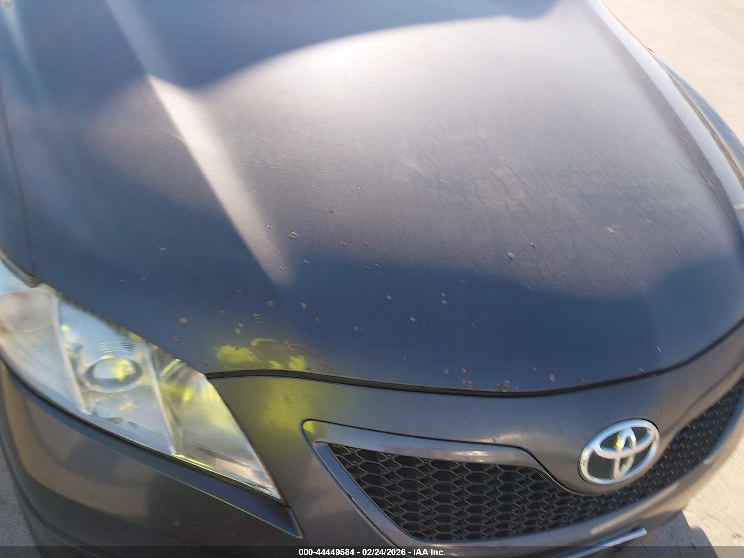 TOYOTA CAMRY image 6