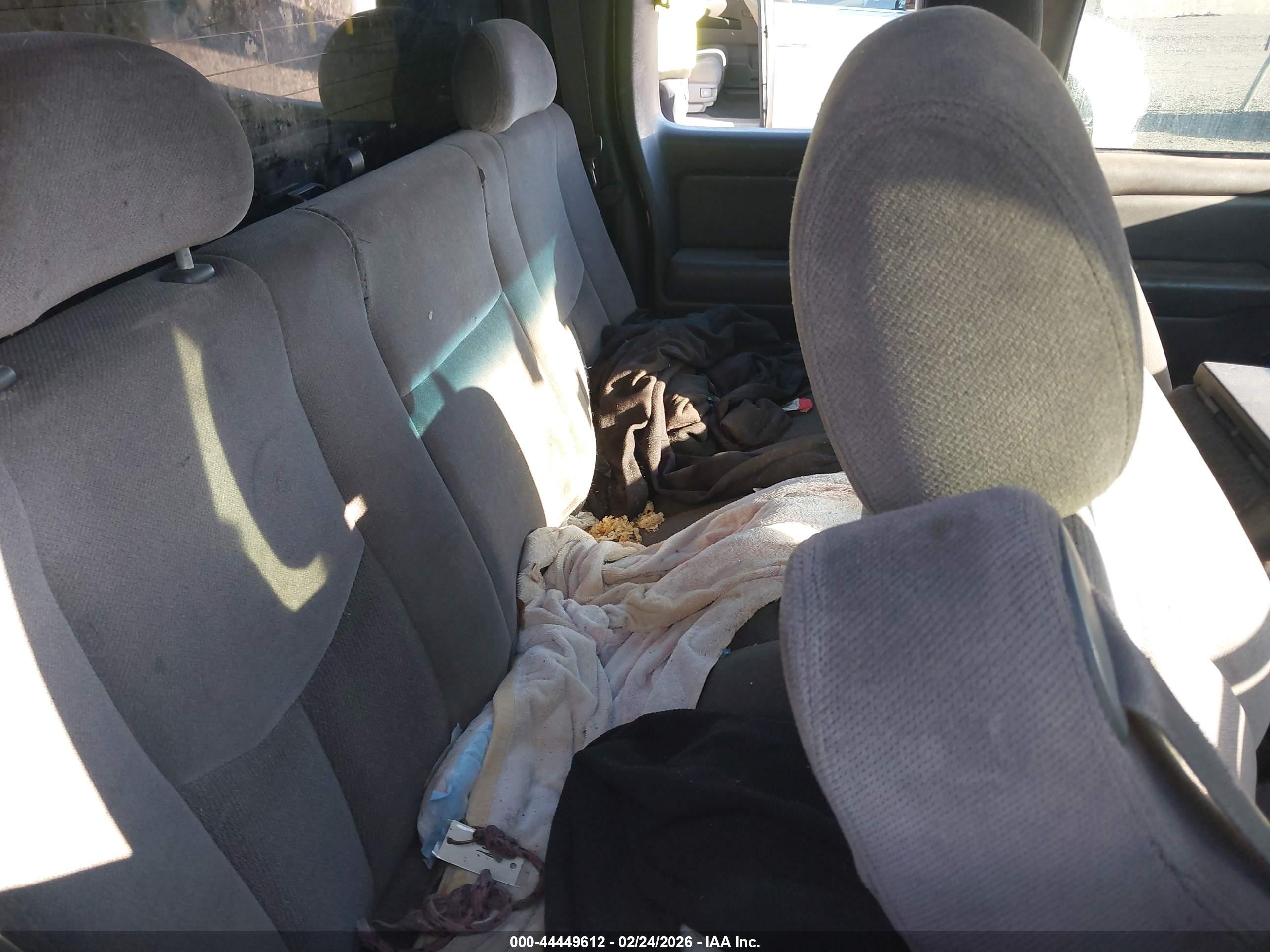 GMC SIERRA image 8