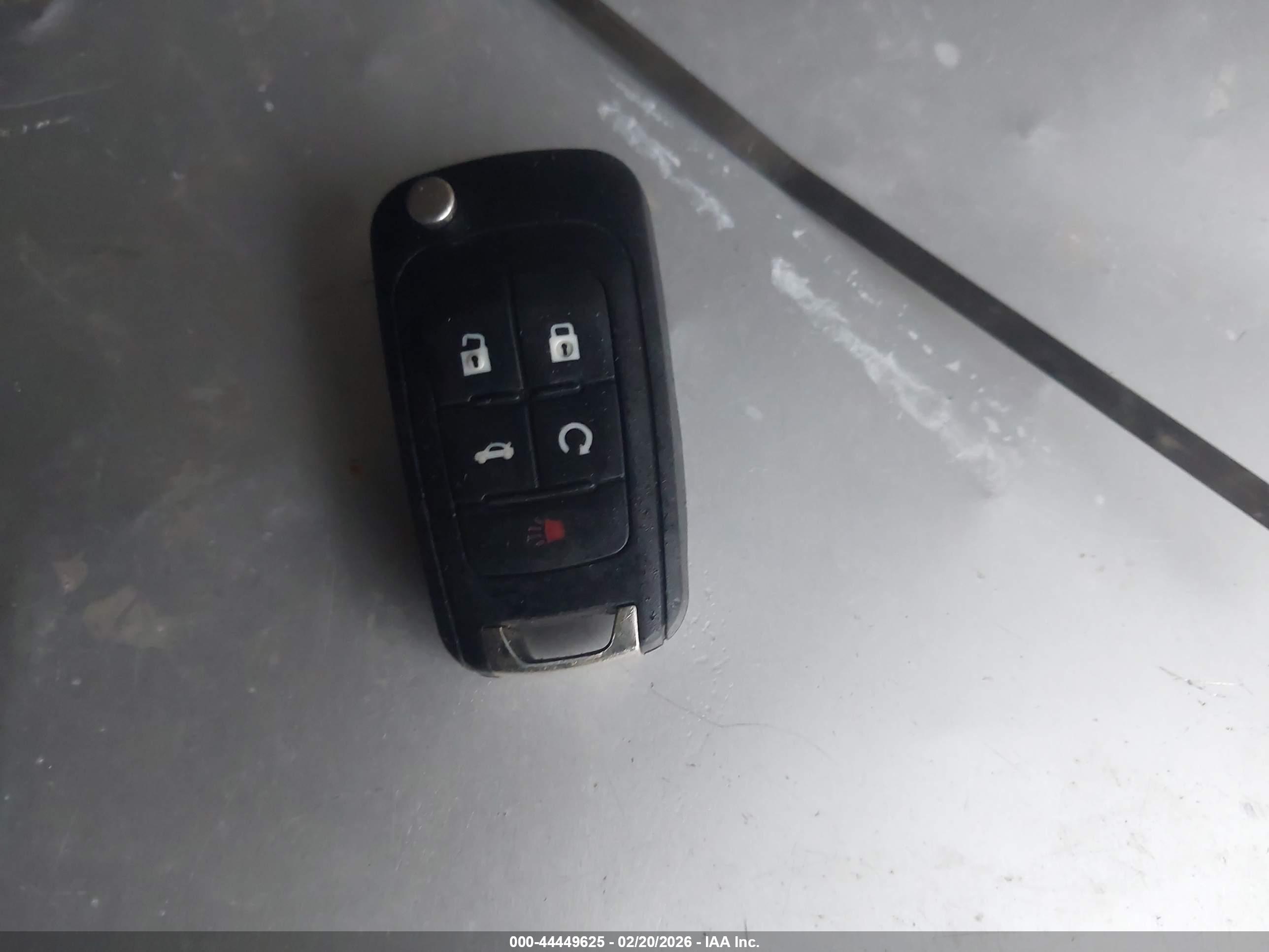 CHEVROLET EQUINOX image 11