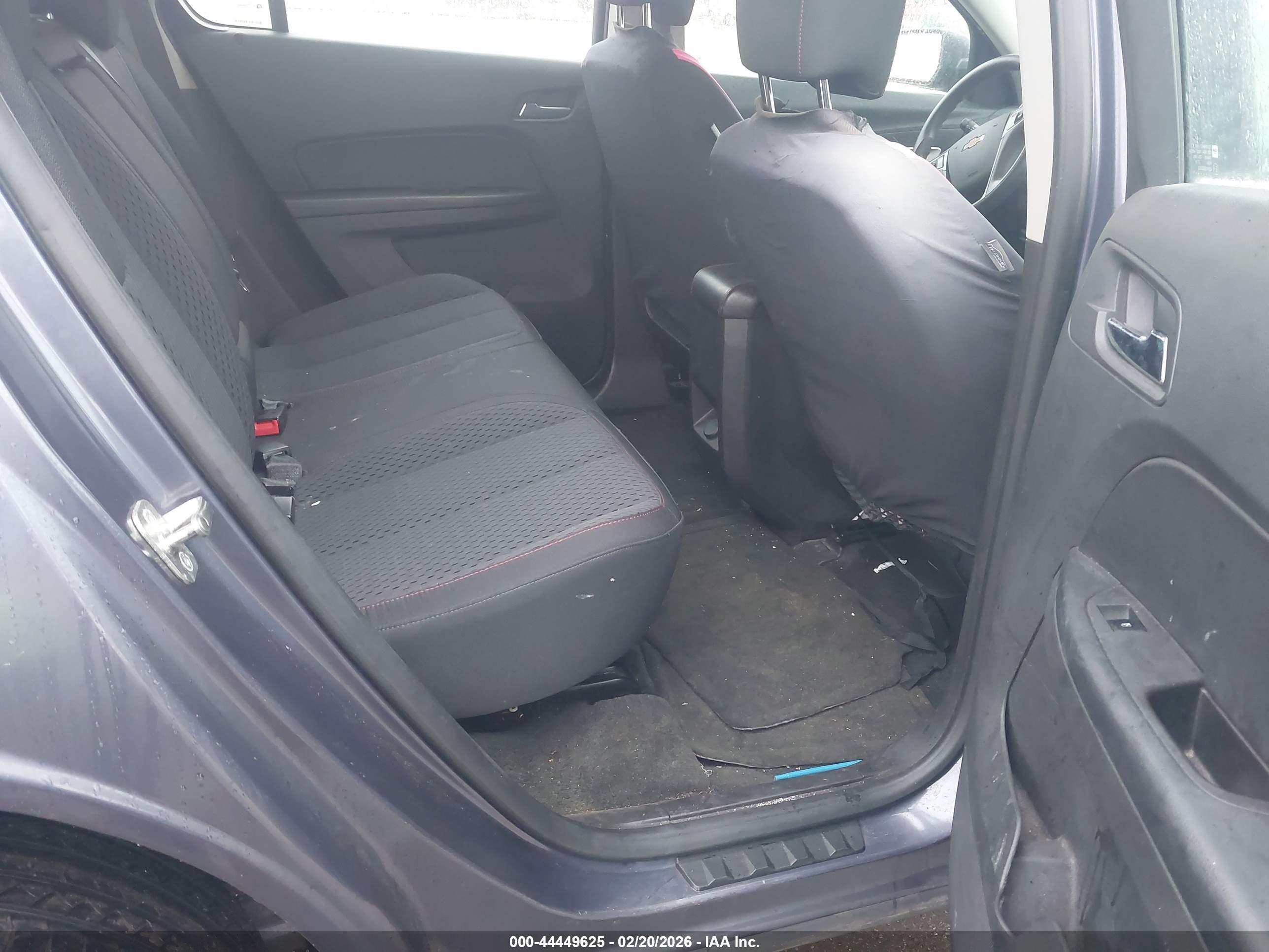 CHEVROLET EQUINOX image 8