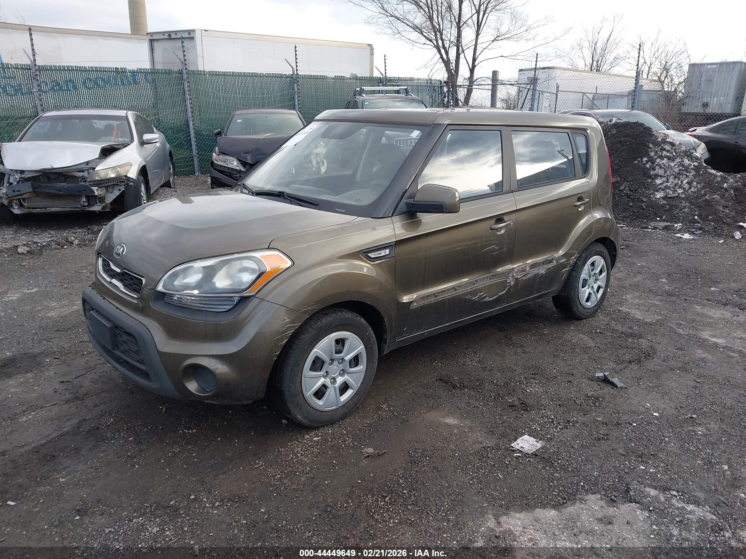 KIA SOUL image 2