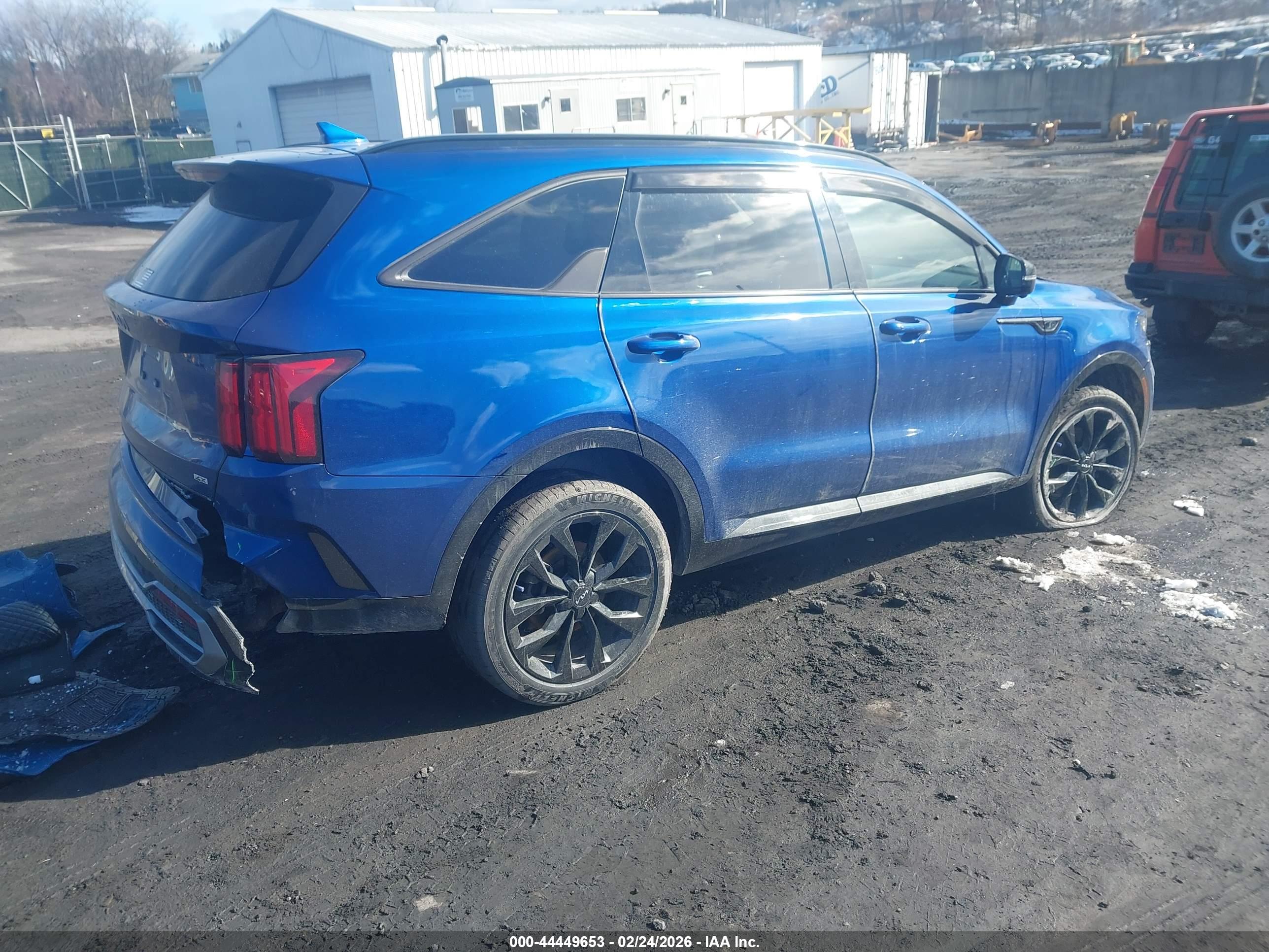 KIA SORENTO image 4