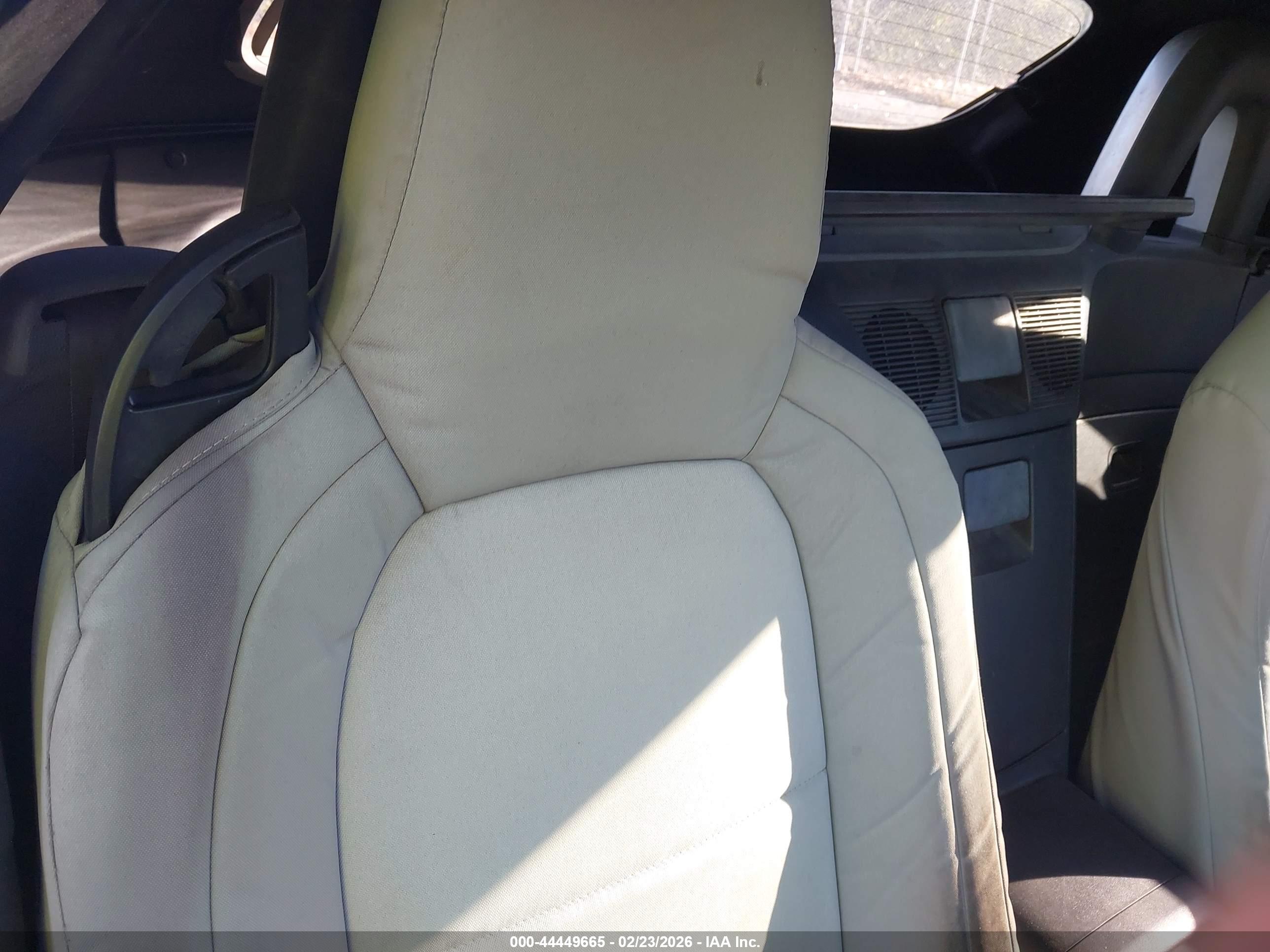 MAZDA MX-5 image 8