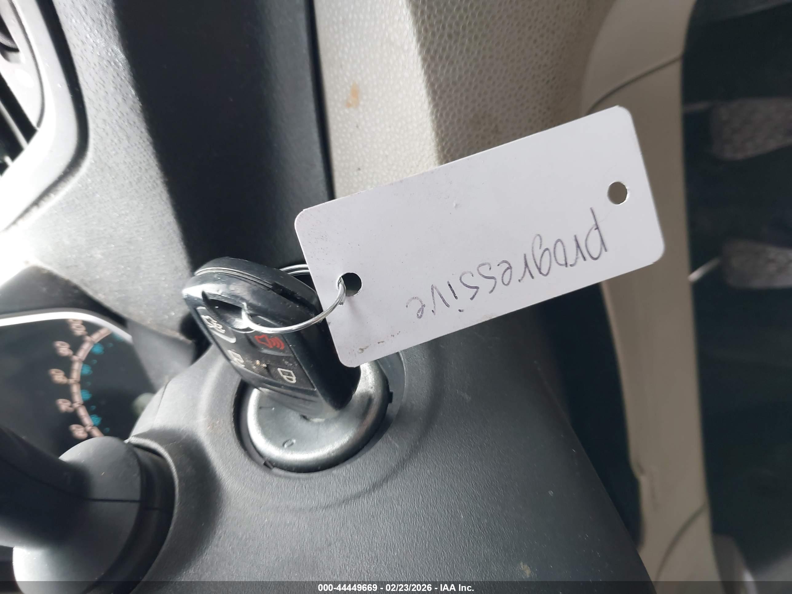 FORD FIESTA image 11