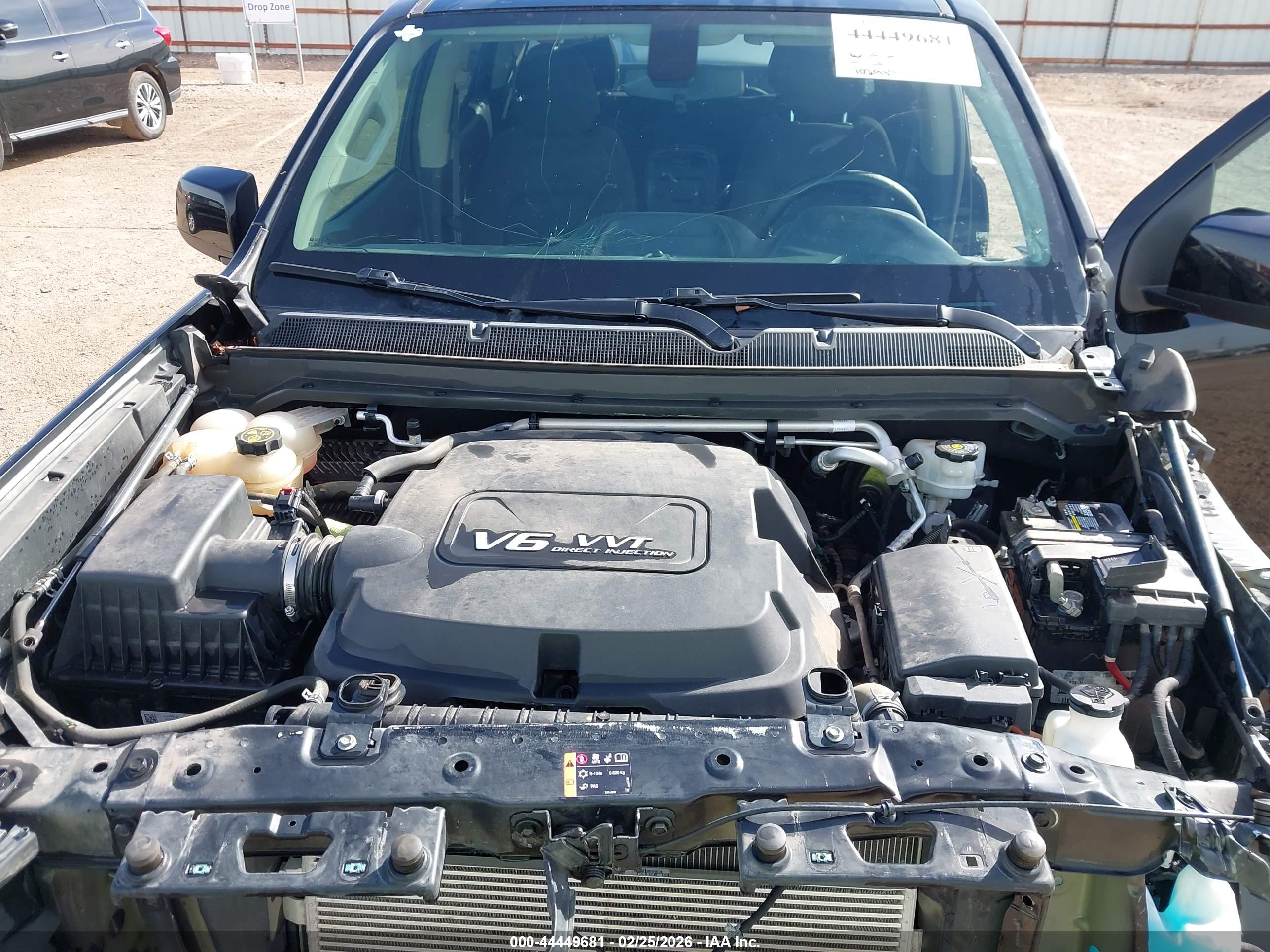 CHEVROLET COLORADO image 10