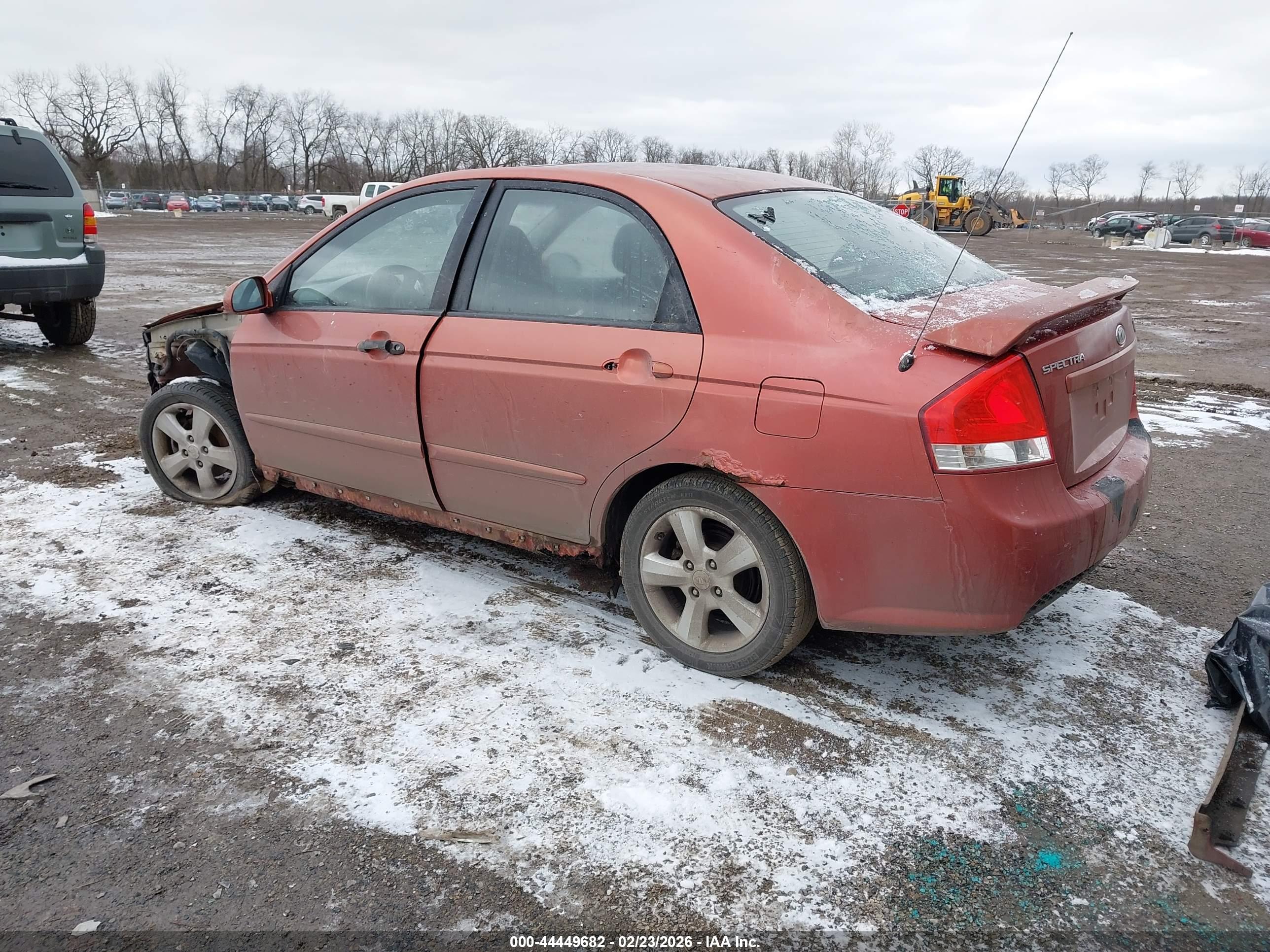 KIA SPECTRA image 3
