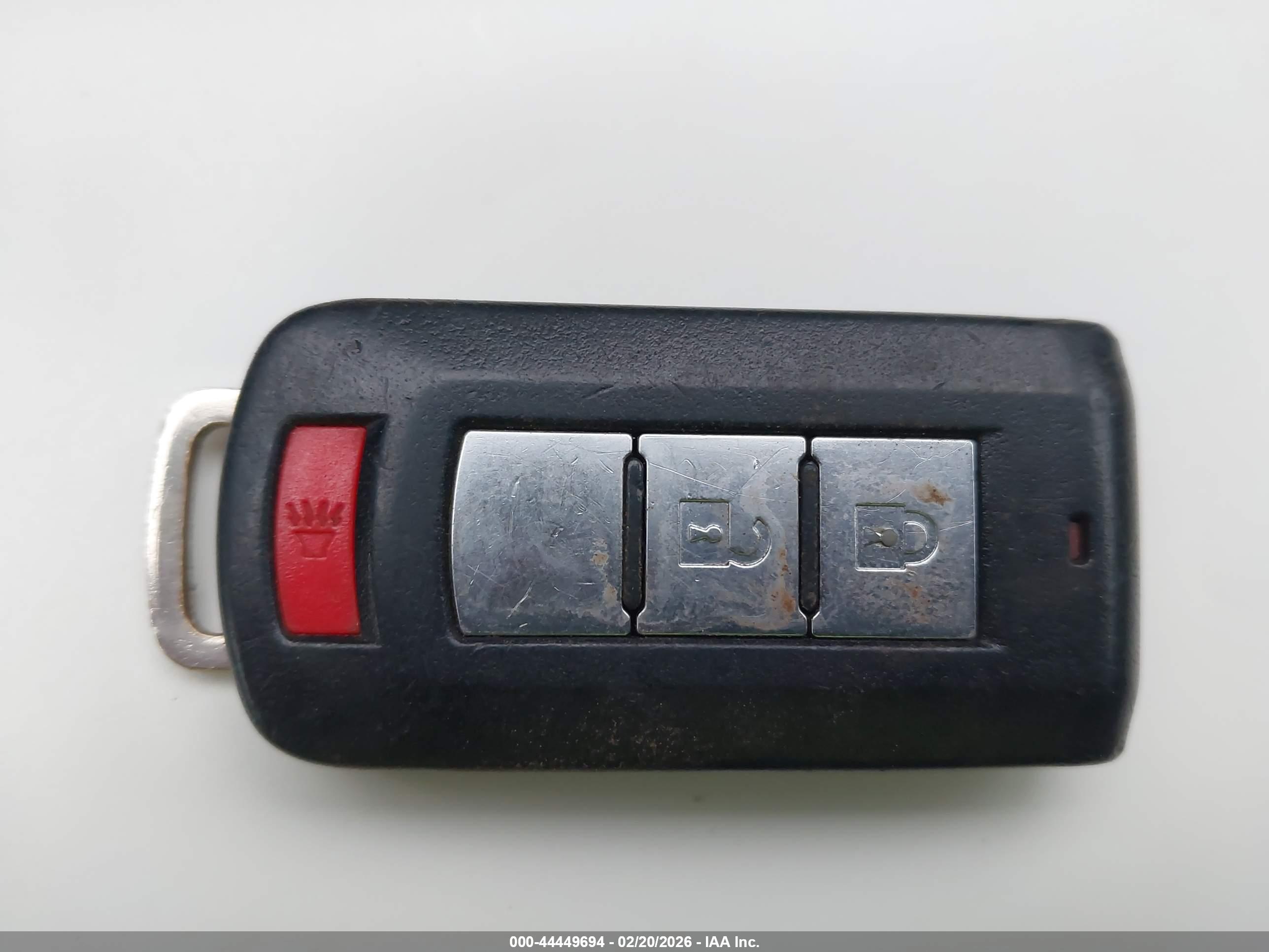 MITSUBISHI OUTLANDER image 11
