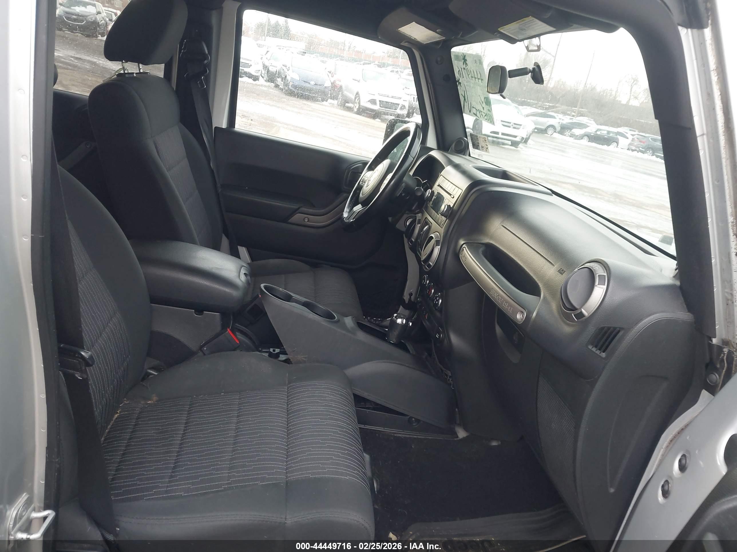 JEEP WRANGLER image 5
