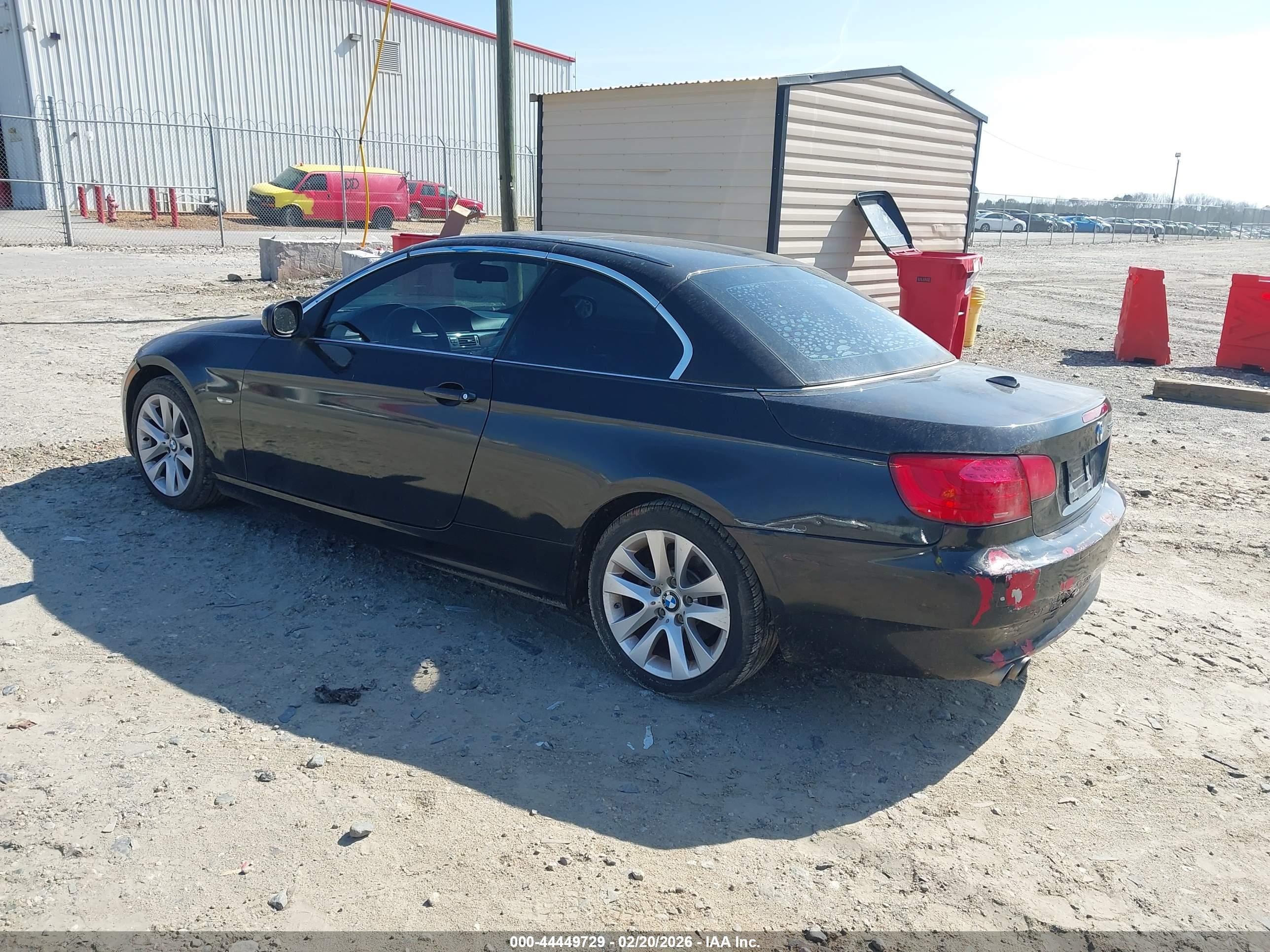 BMW 328I image 3