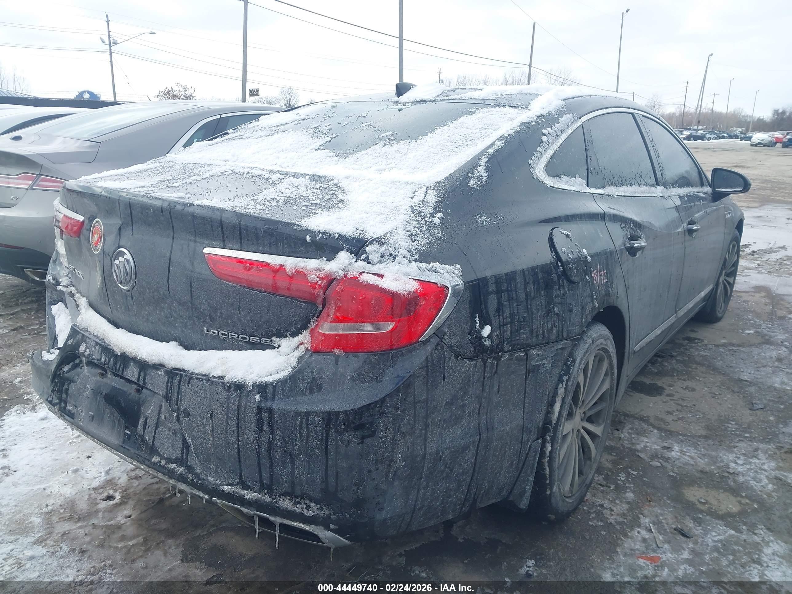 BUICK LACROSSE image 4