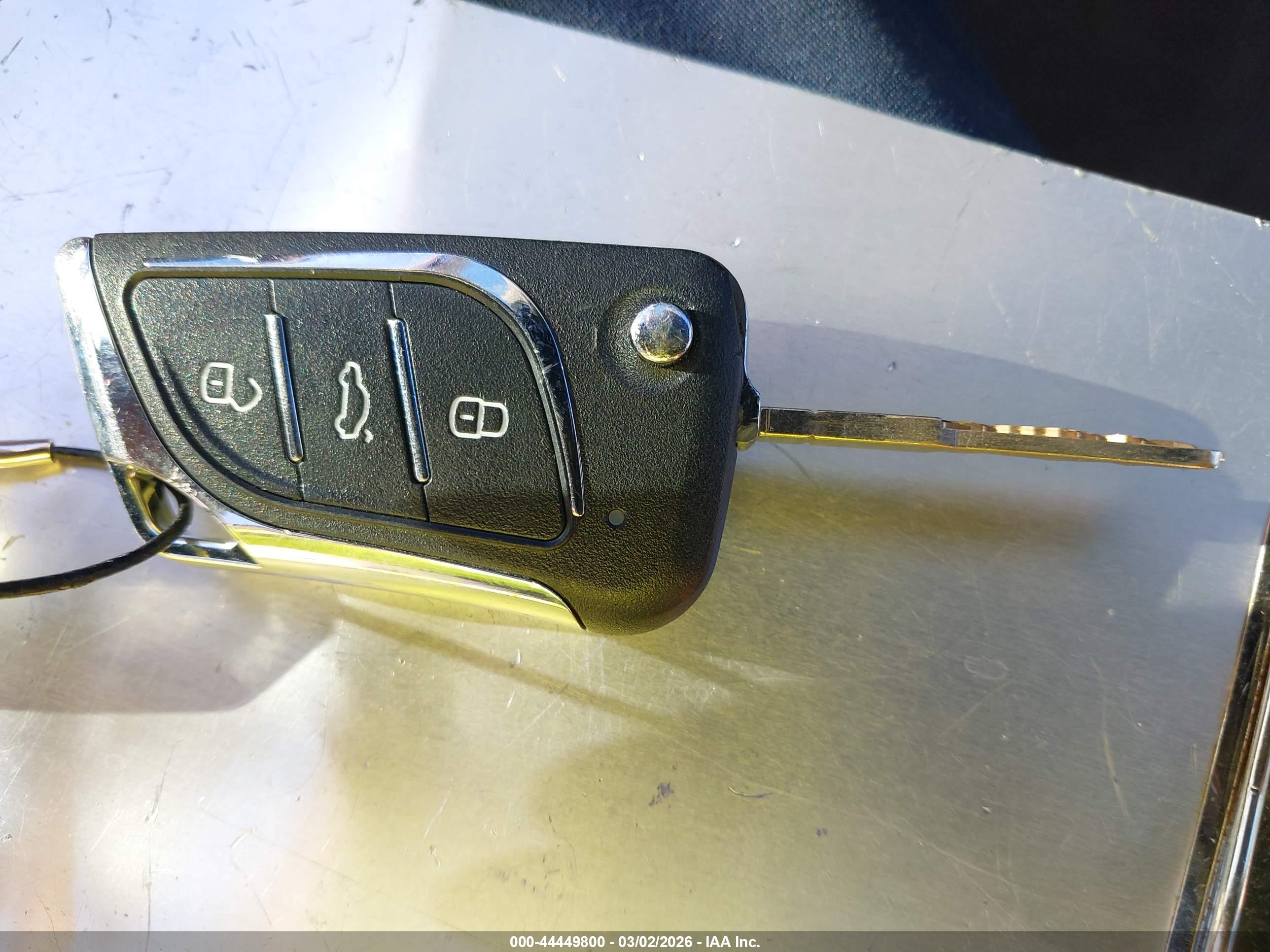 FORD ESCAPE image 11