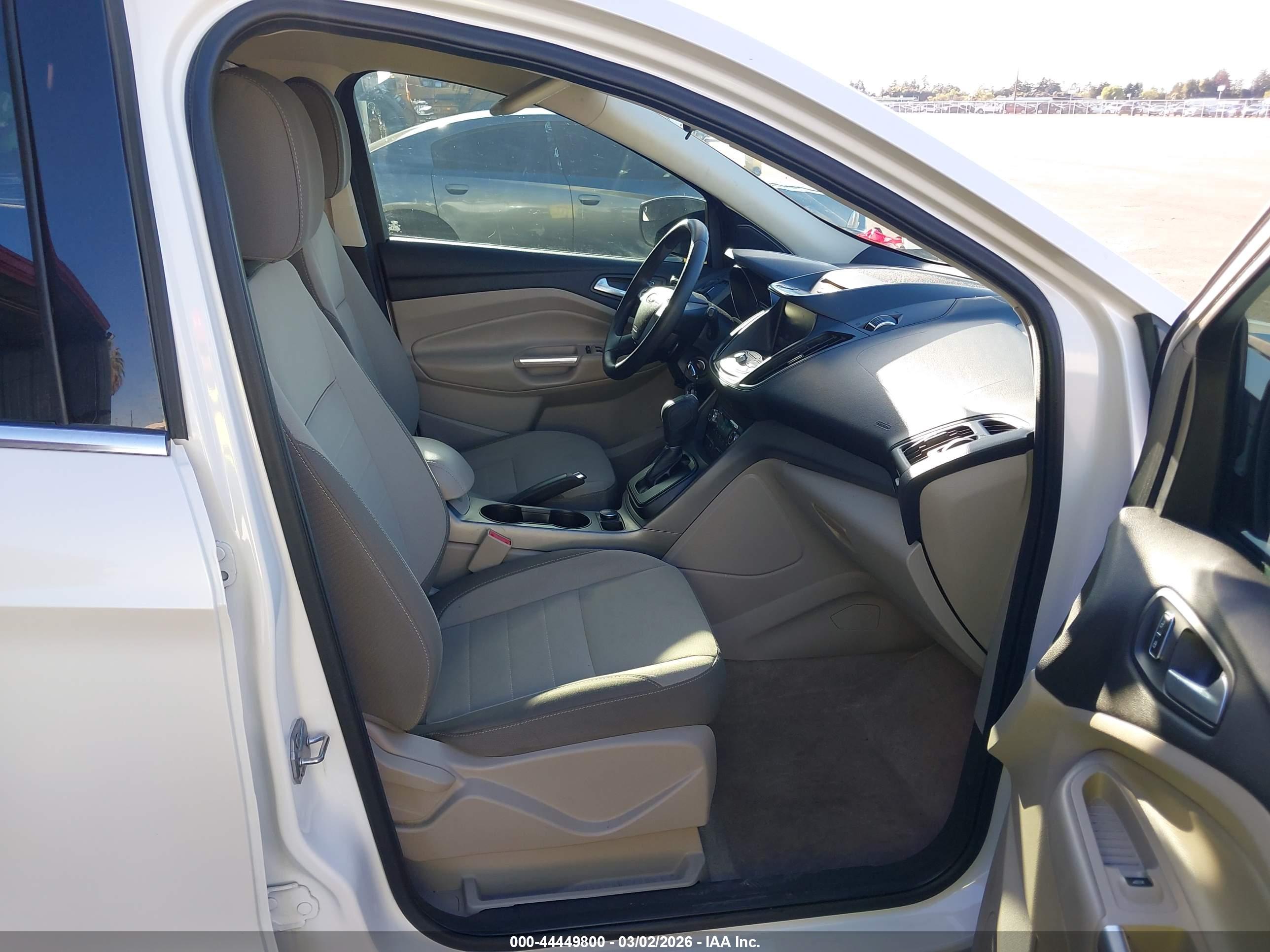 FORD ESCAPE image 5