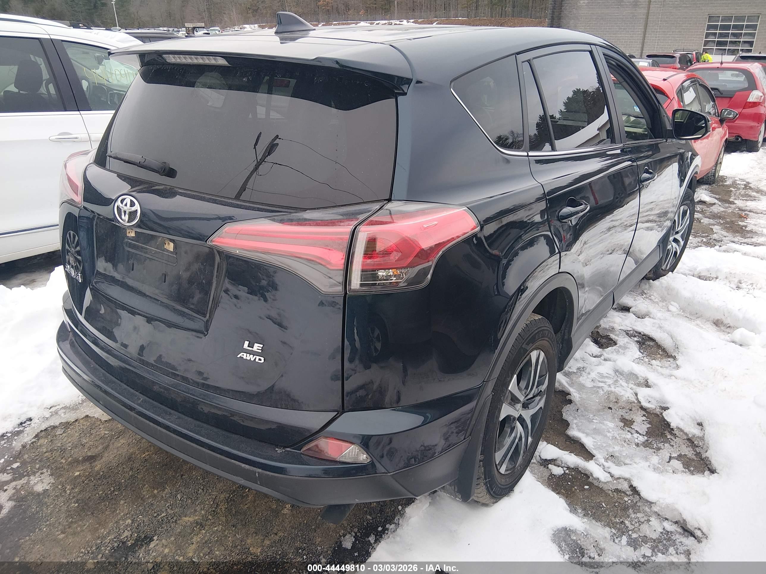 TOYOTA RAV4 image 4