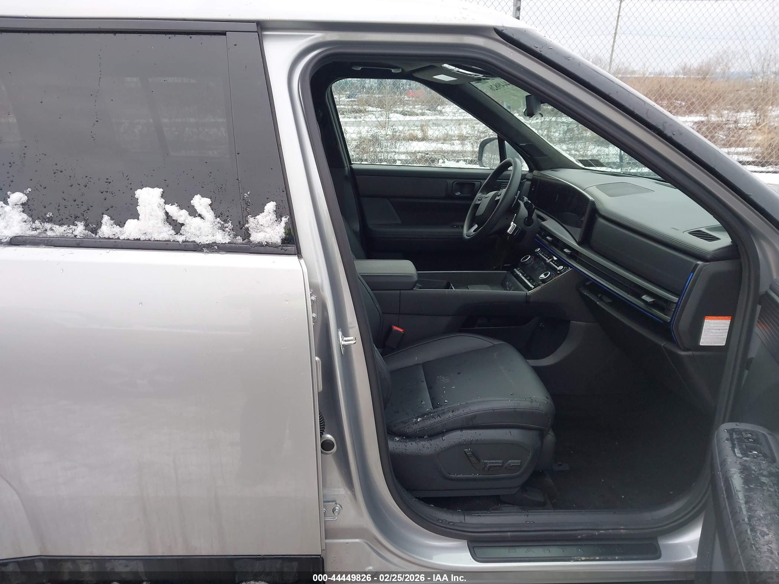 HYUNDAI SANTA image 5