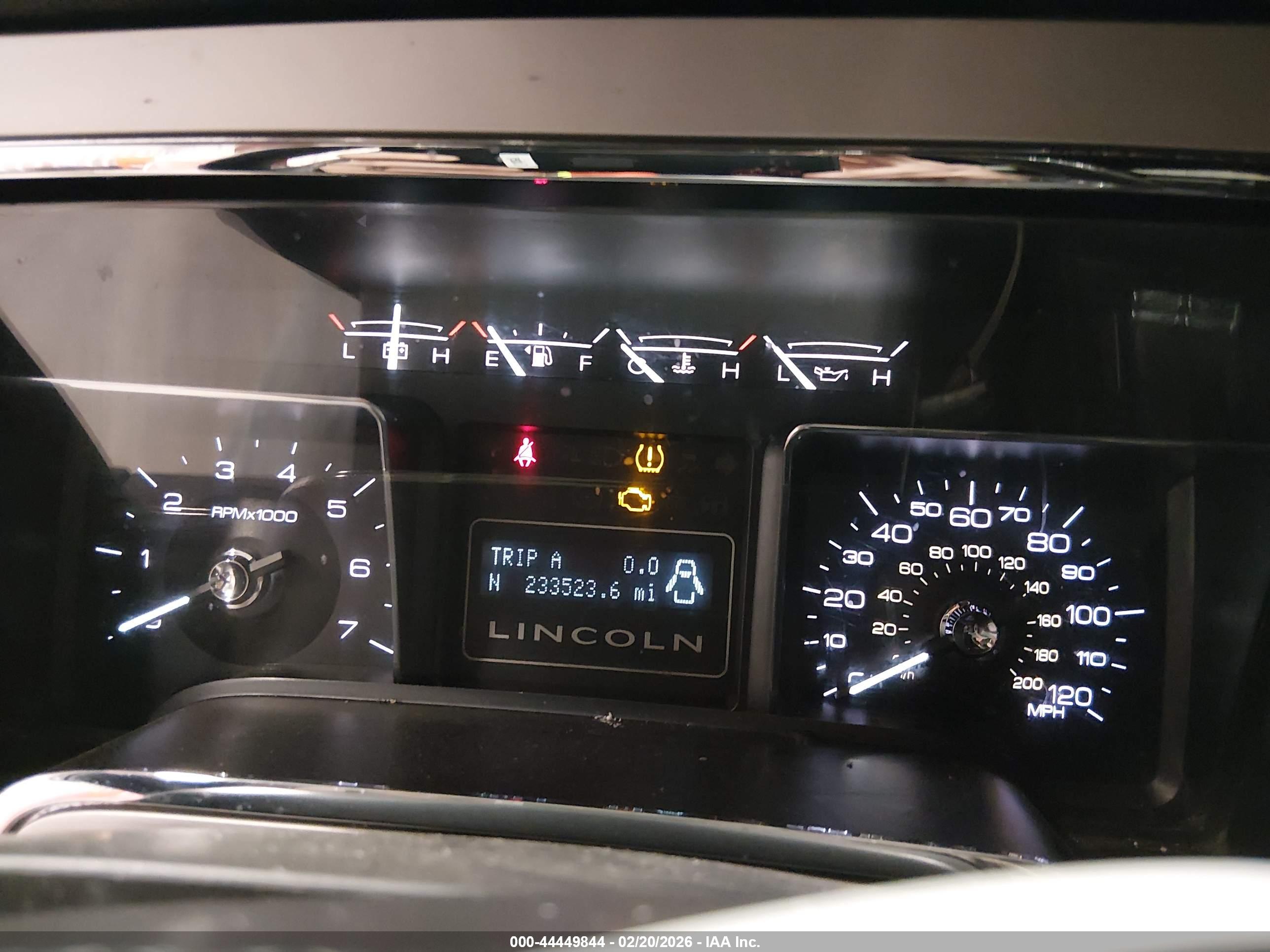 LINCOLN NAVIGATOR image 7