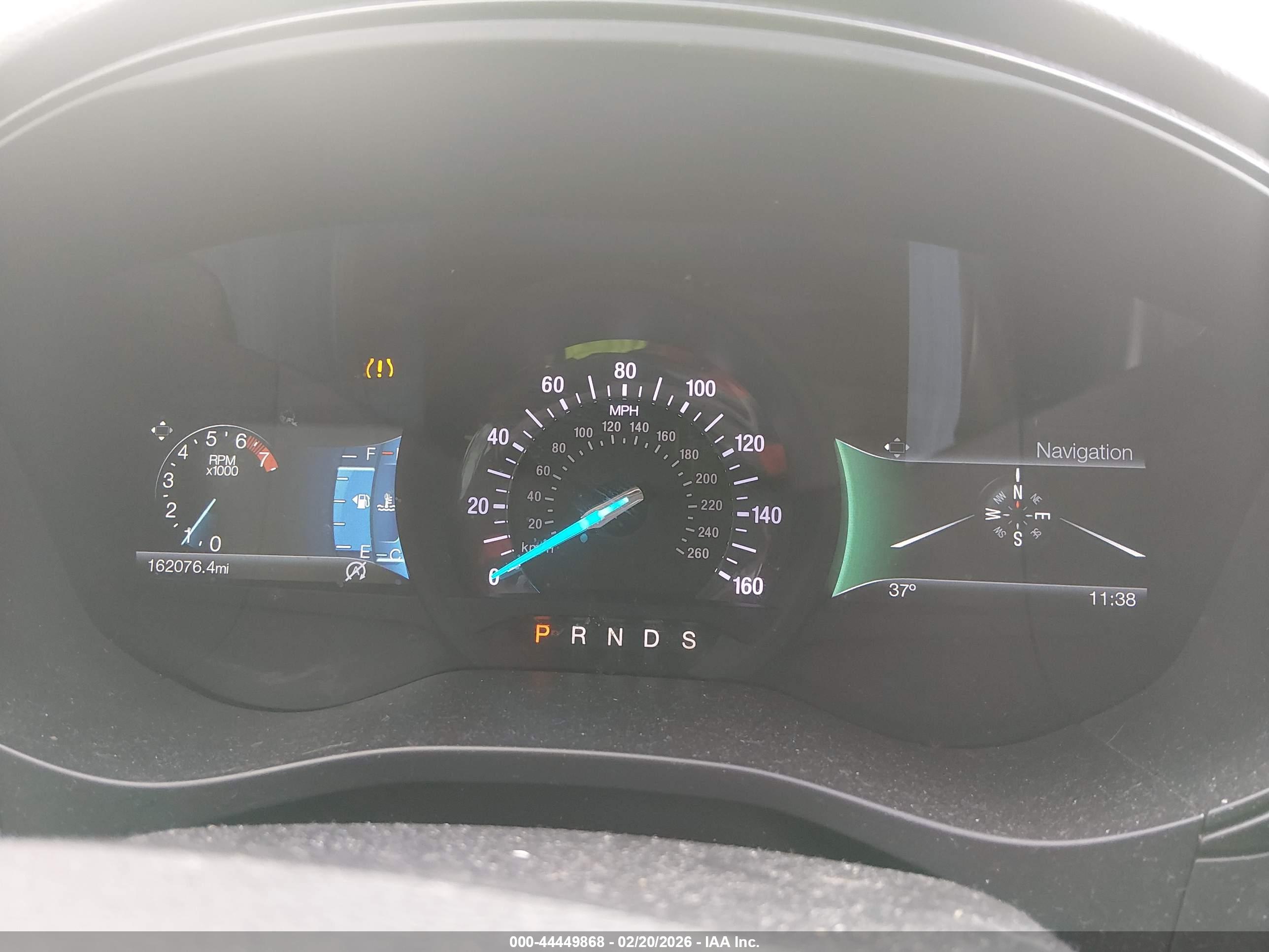 FORD FUSION image 7