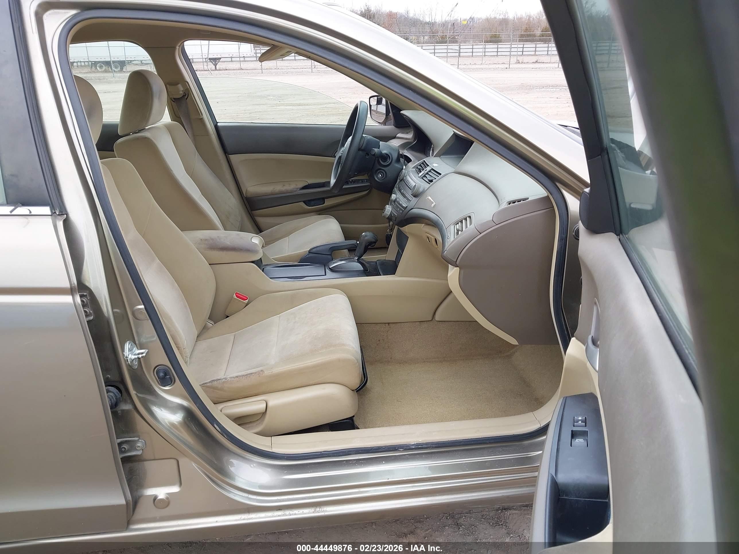 HONDA ACCORD image 5