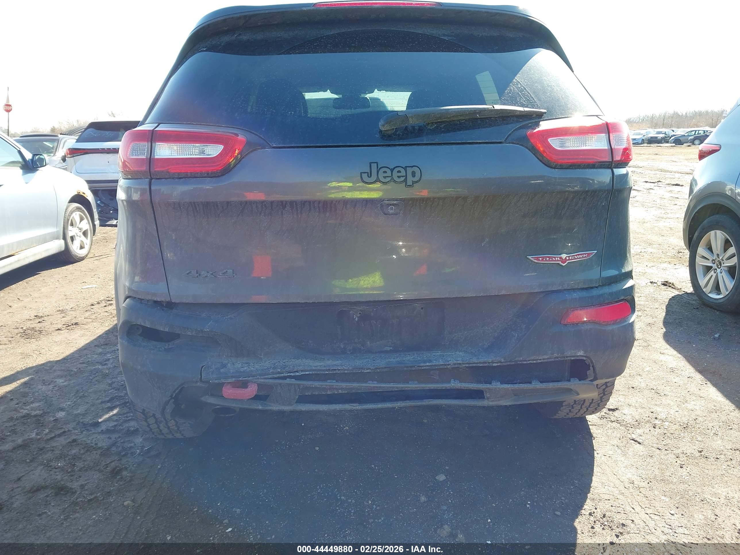 JEEP CHEROKEE image 6