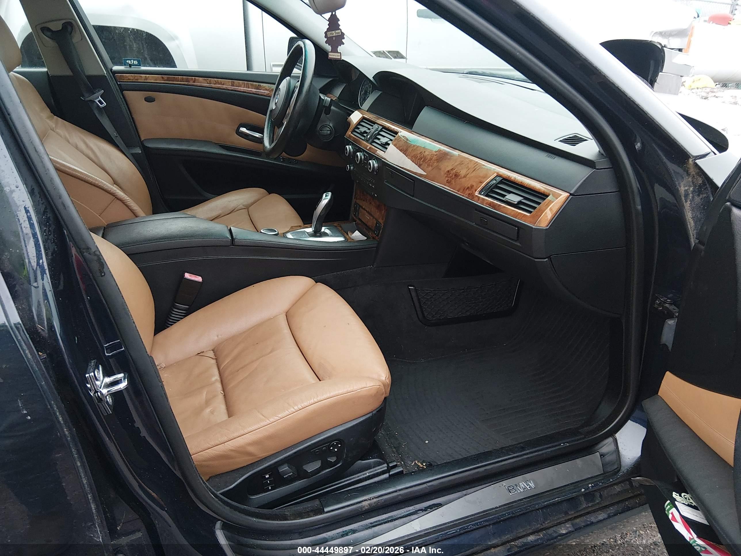 BMW 535XI image 5
